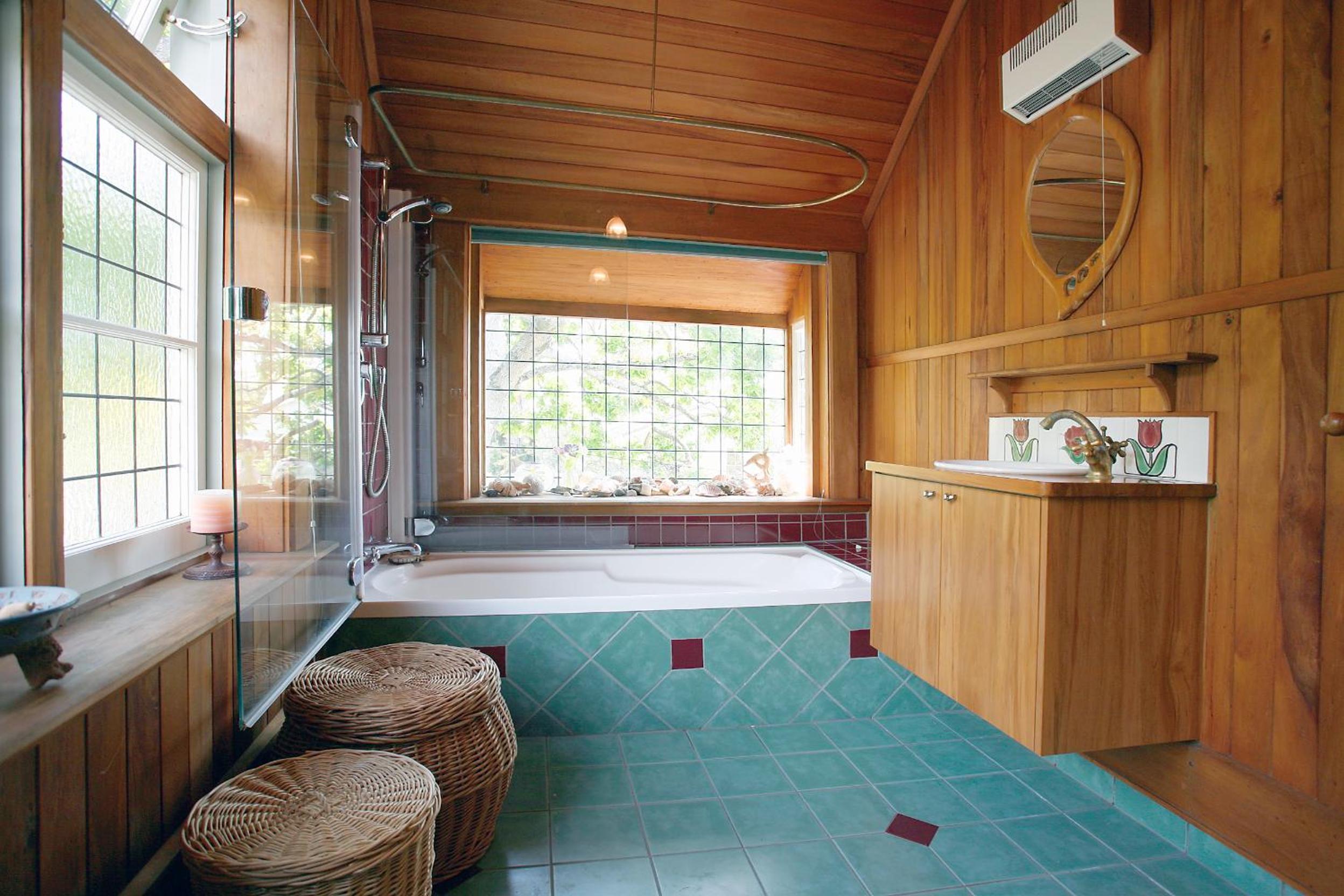 Single Room with Shared Bathroom photo 2