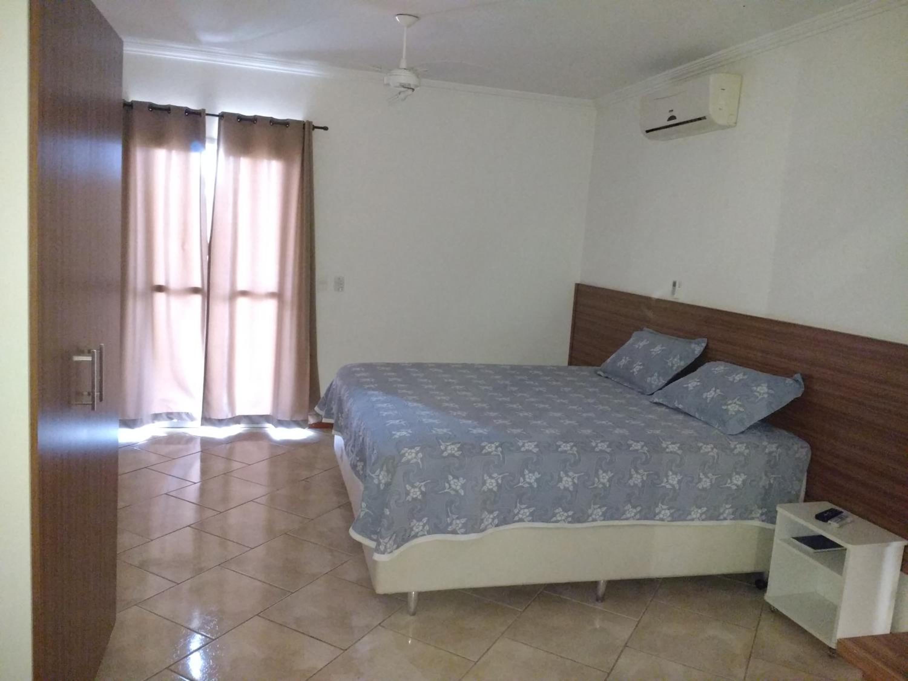 Apartment with Balcony photo 3