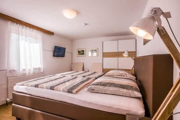 Standard Double Room with Shared Bathroom photo 2
