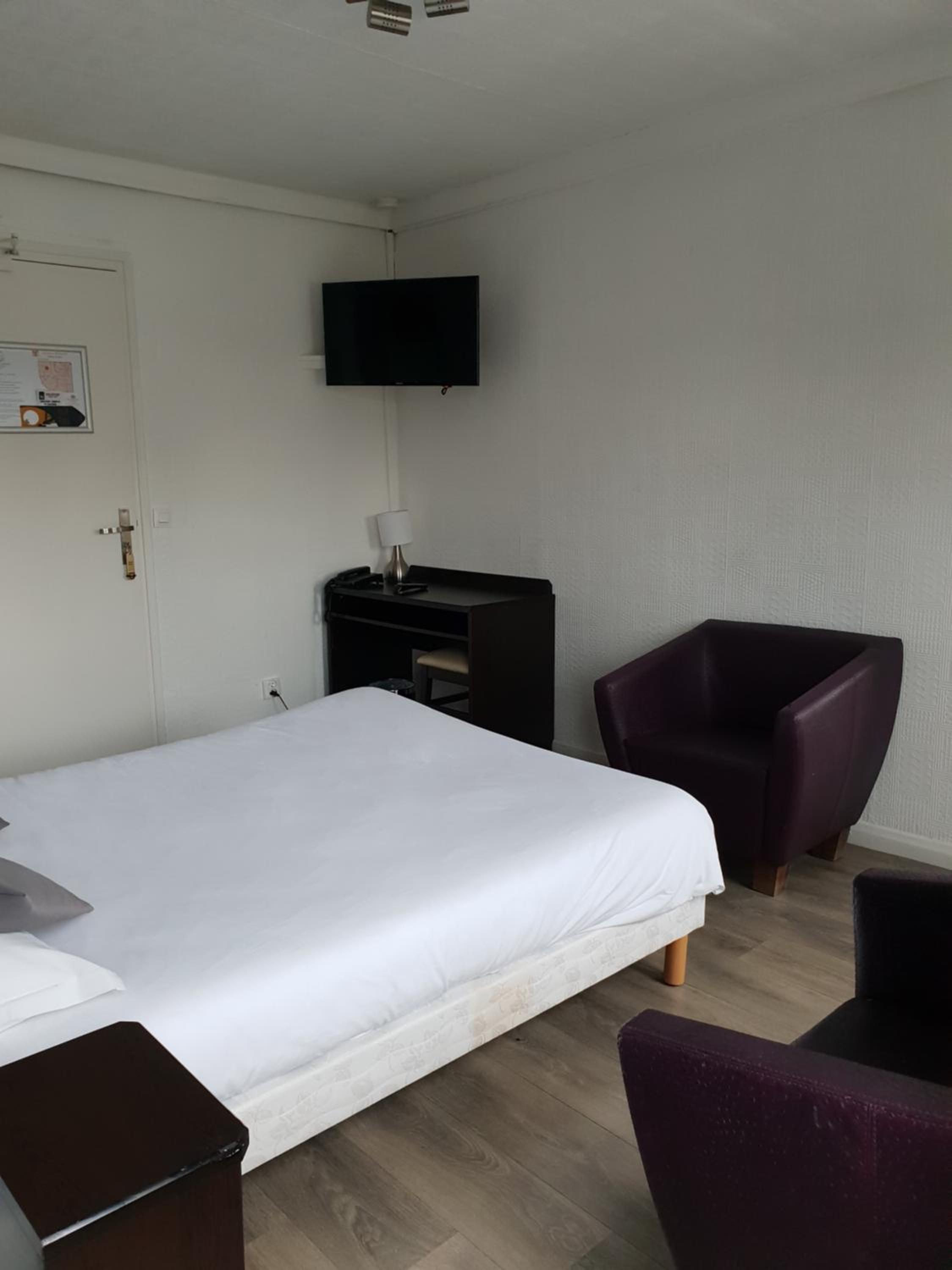 Single Room photo 3