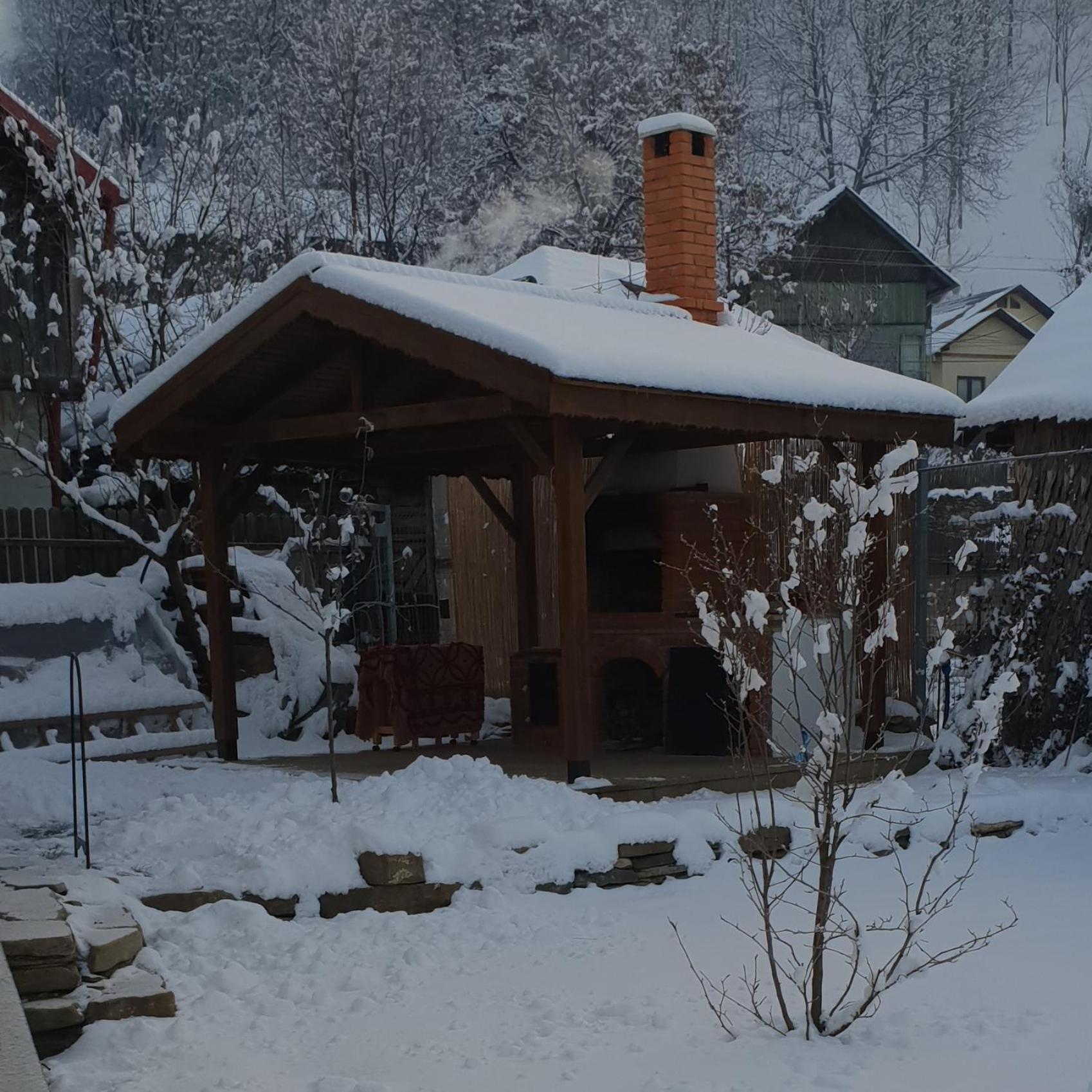 Three-Bedroom Villa - Photo 2