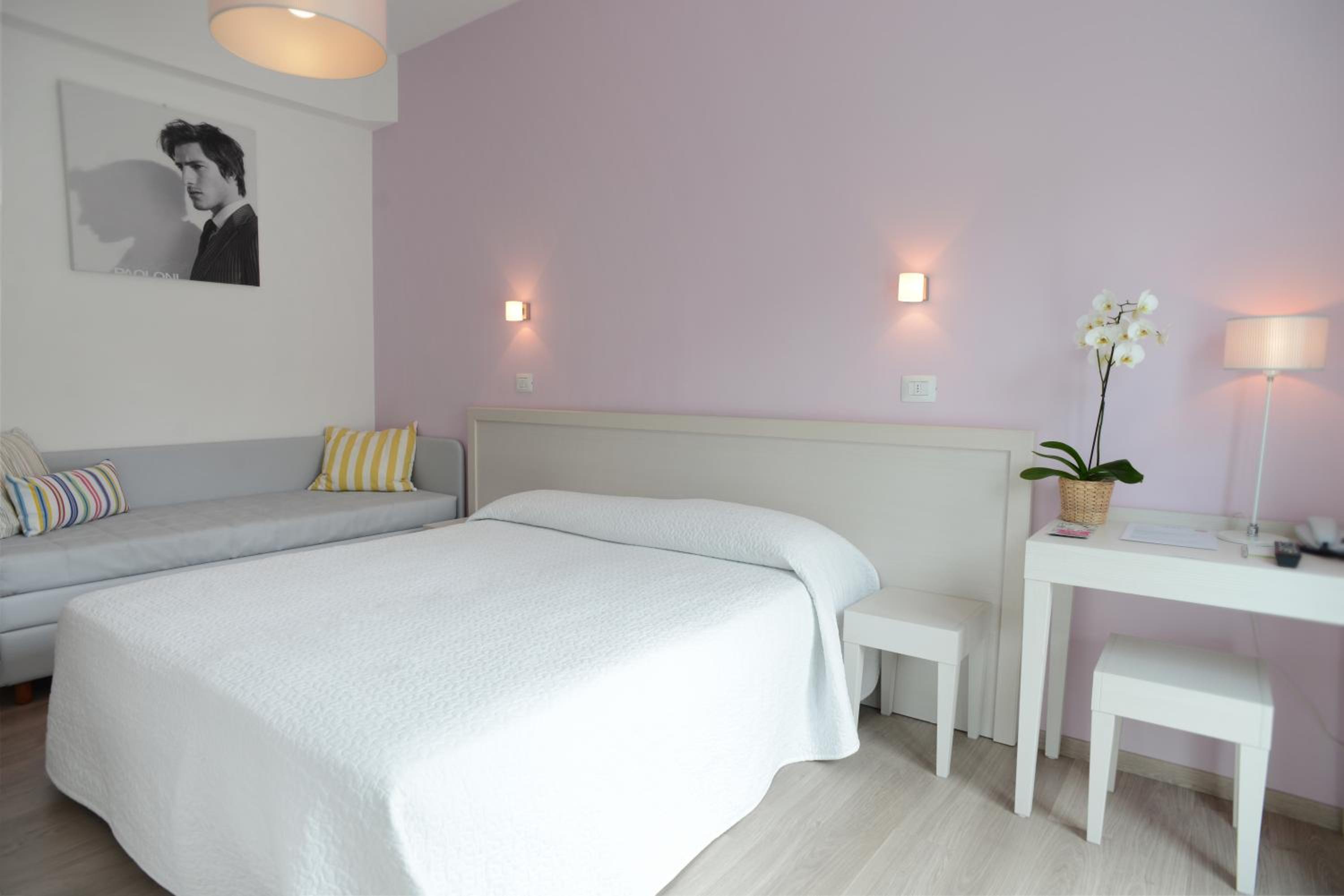 Comfort Double or Twin Room with Balcony - Photo 11