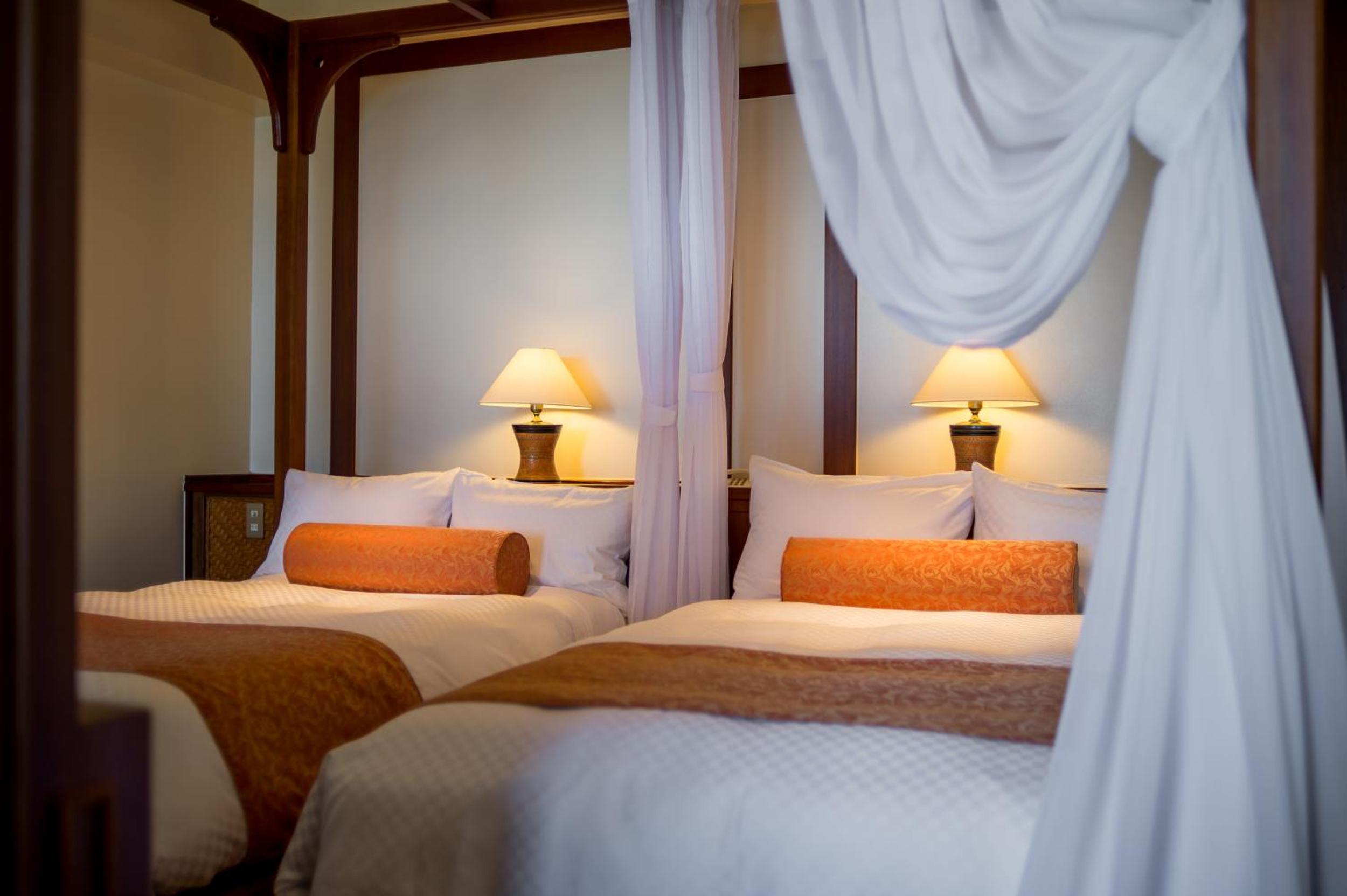 Azalea Suite with Ocean View with View bath - Photo 3