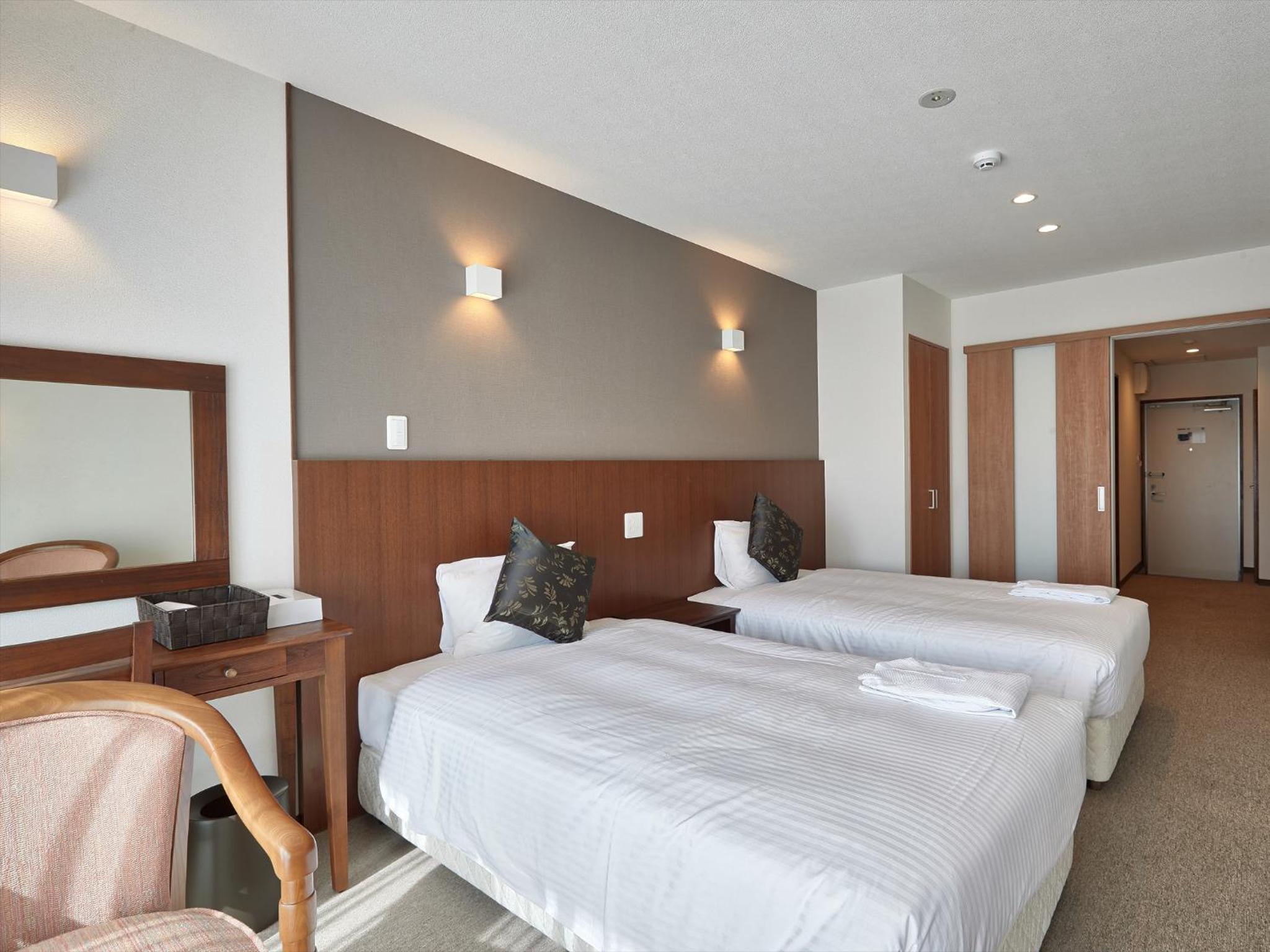 Hotel Type Twin Room