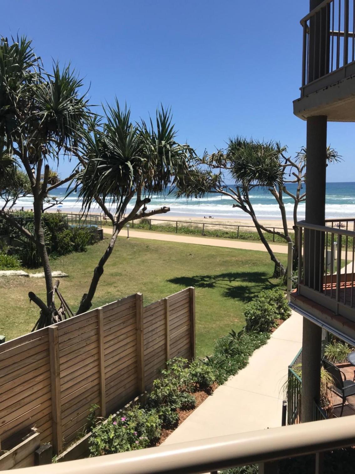 Two-Bedroom Apartment with Ocean View - Non-smoking - Photo 3