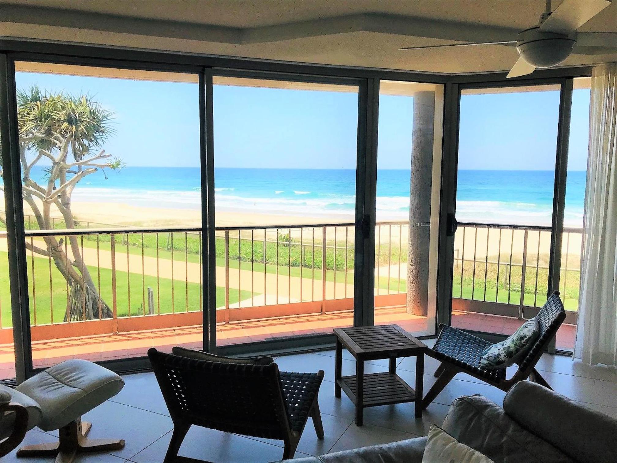 Two-Bedroom Apartment - Beachfront - Non Smoking - Photo 3