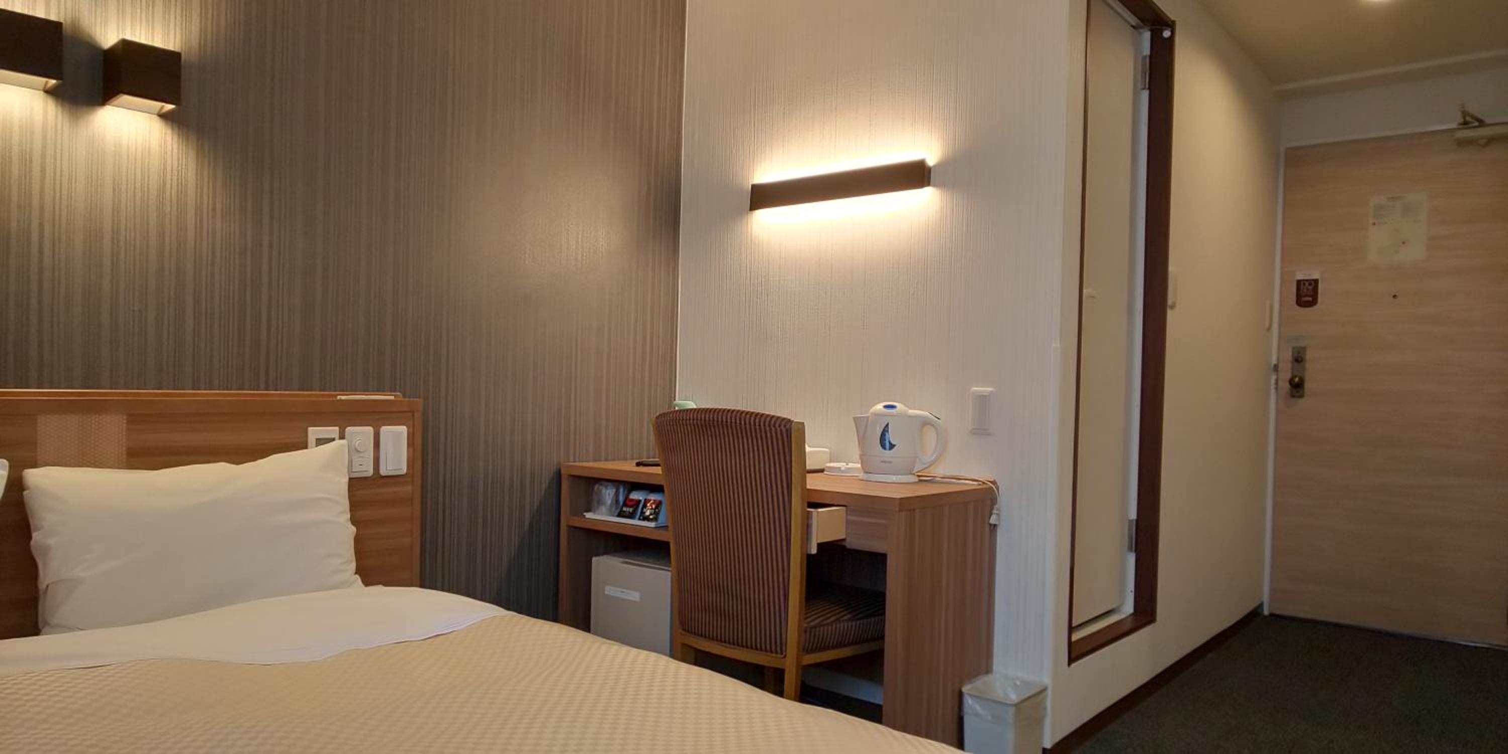 Standard Single Room - Non-Smoking photo 2