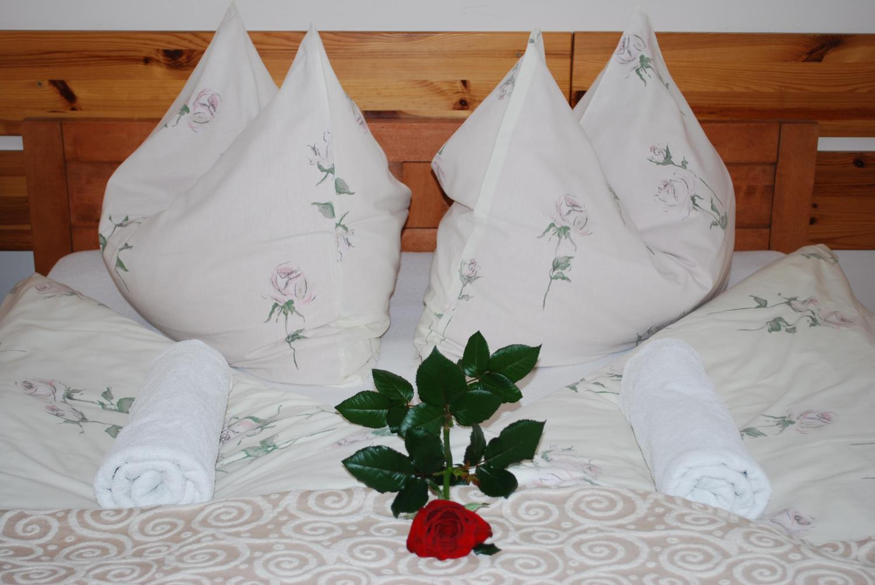 Double Room - Photo 7