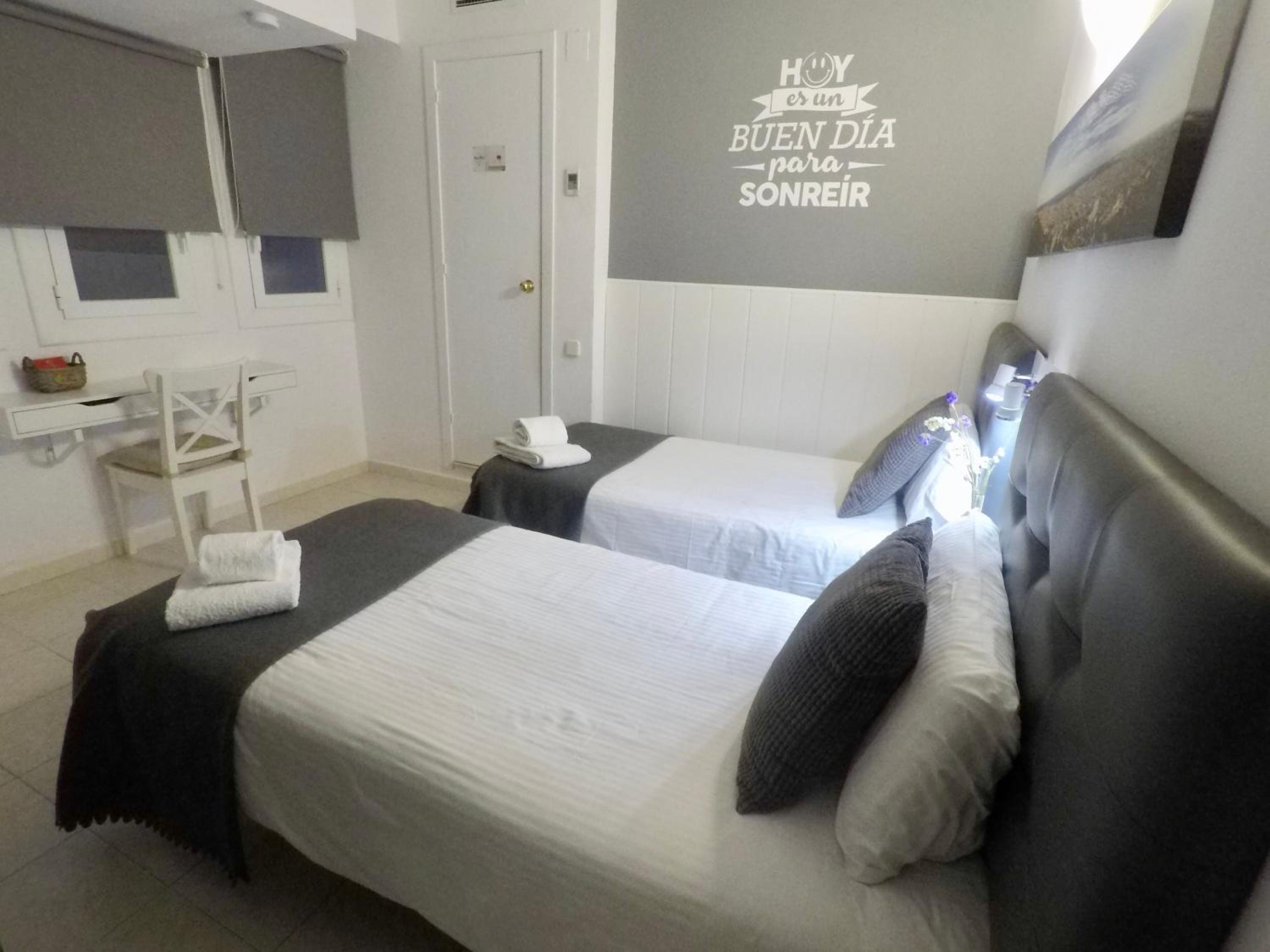 Twin Room photo 2