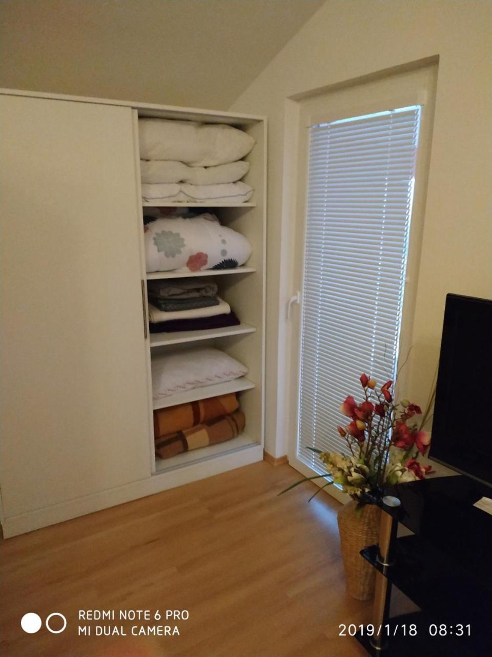 Studio Apartment - Photo 49