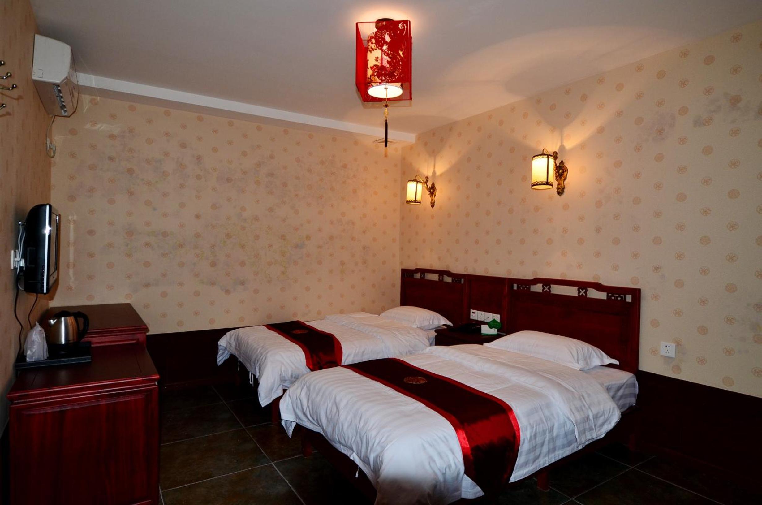 Standard Twin Room photo 2
