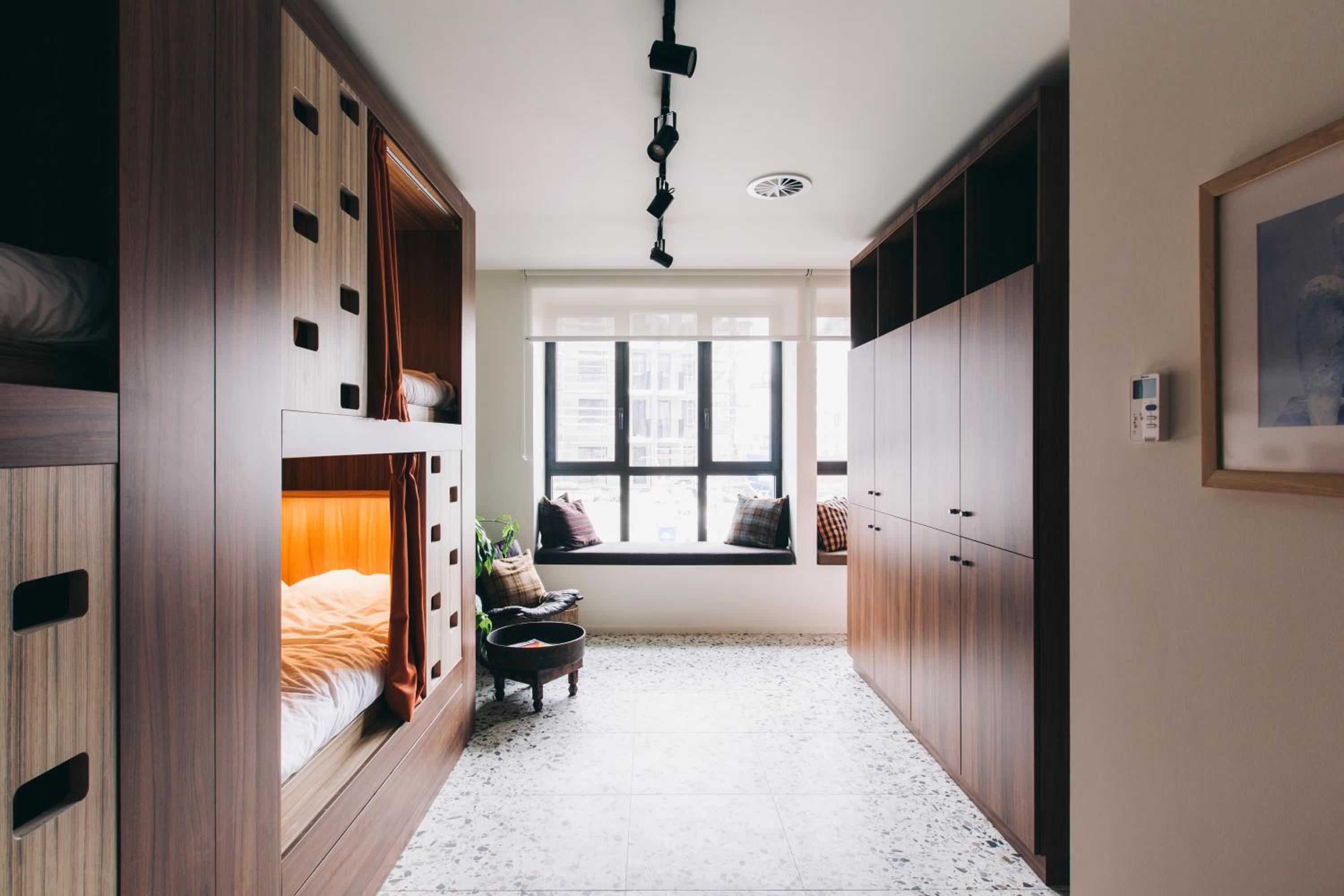 Single Bed in Dormitory Room photo 3