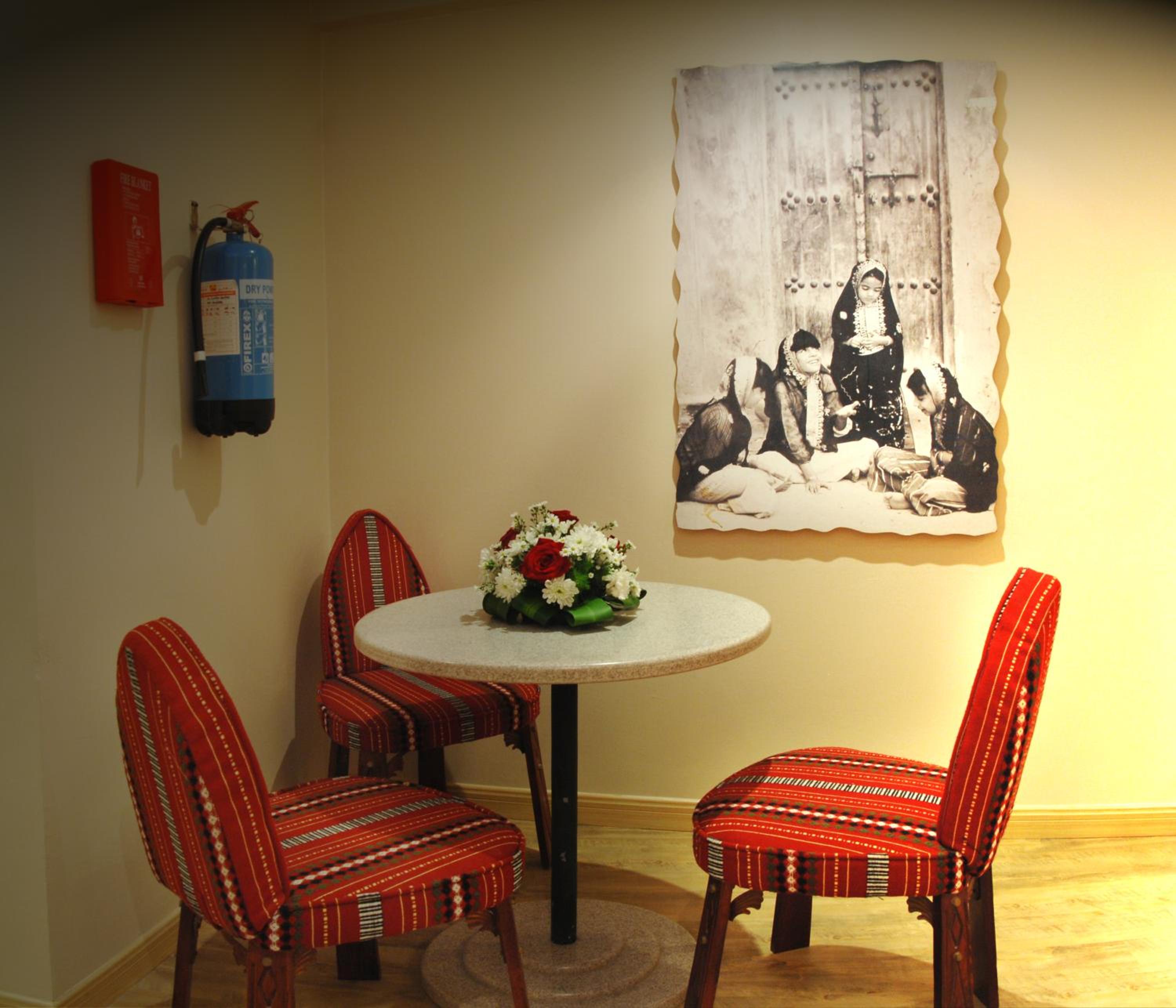 Deluxe Family Suite - Photo 3