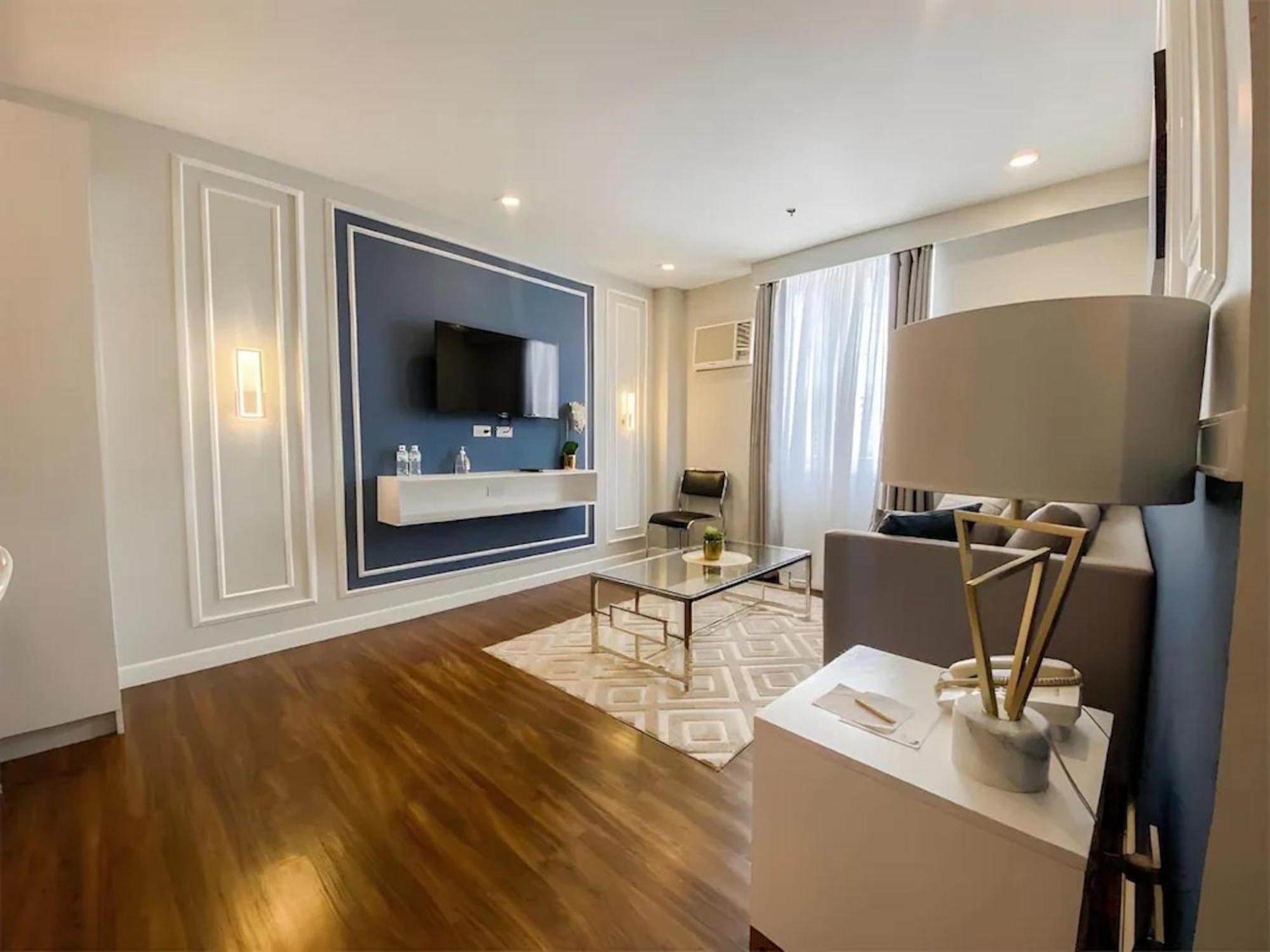 Premier Suite