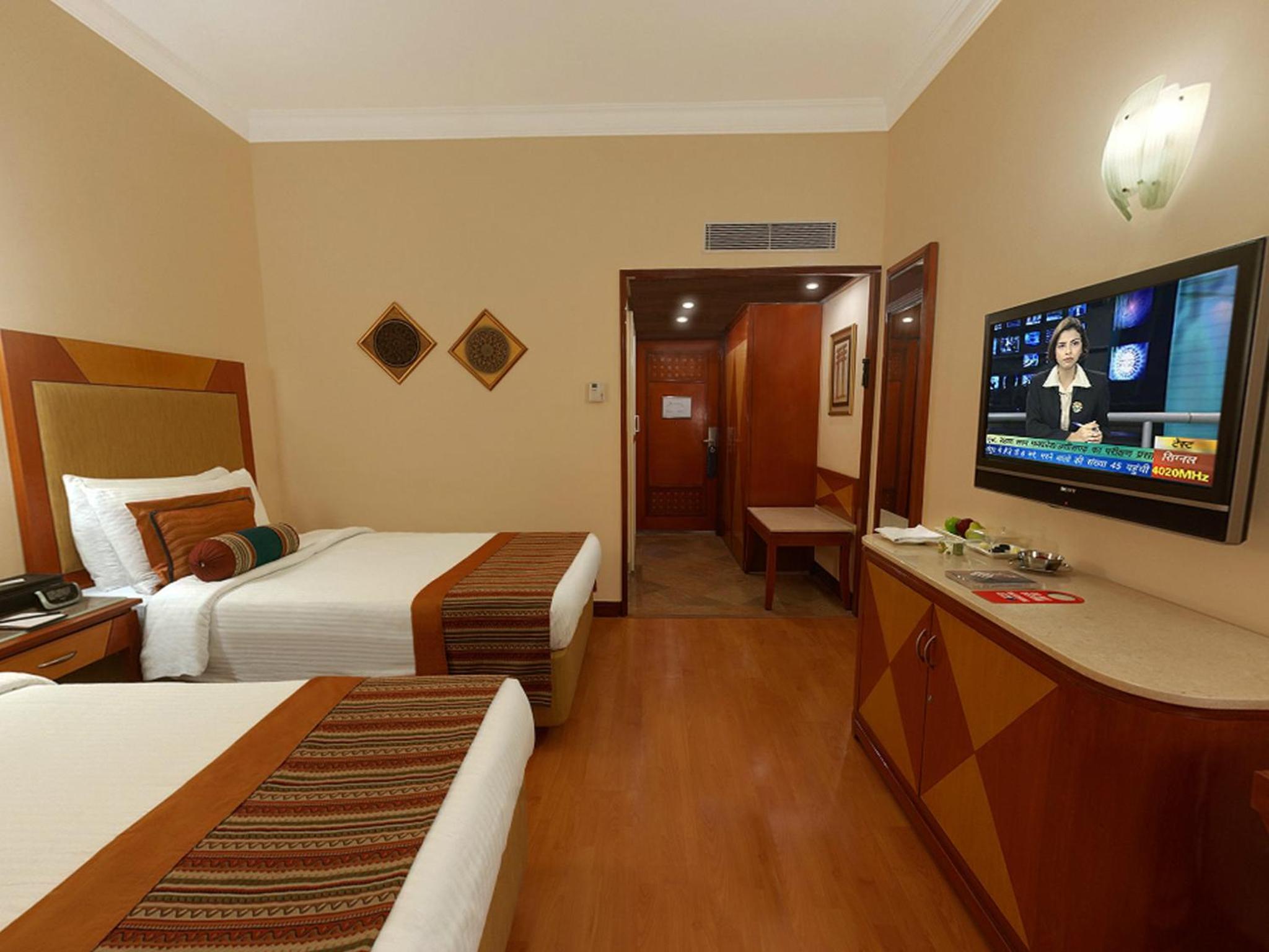 Executive Club Double Room with 20% Discount on Food and Beverage and Spa and 10% Discount on Laundry service