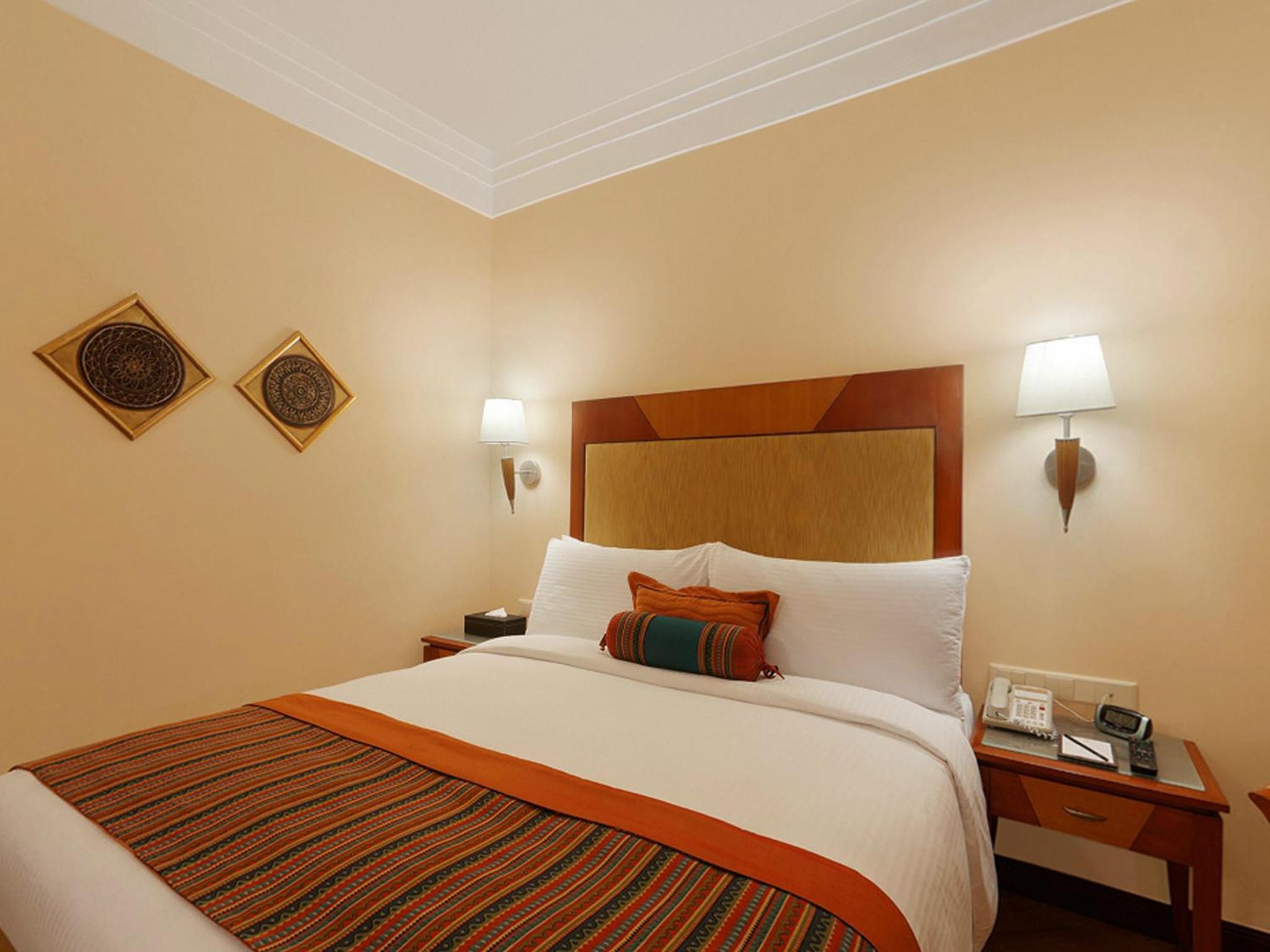 Premier Double Room with Pool View with 20% Discount on Food and Beverage and Spa and 10% Discount on Laundry service Premier Double Room with Pool View with 20% Discount on Food and Beverage and Spa and 10% Discount on Laundry service