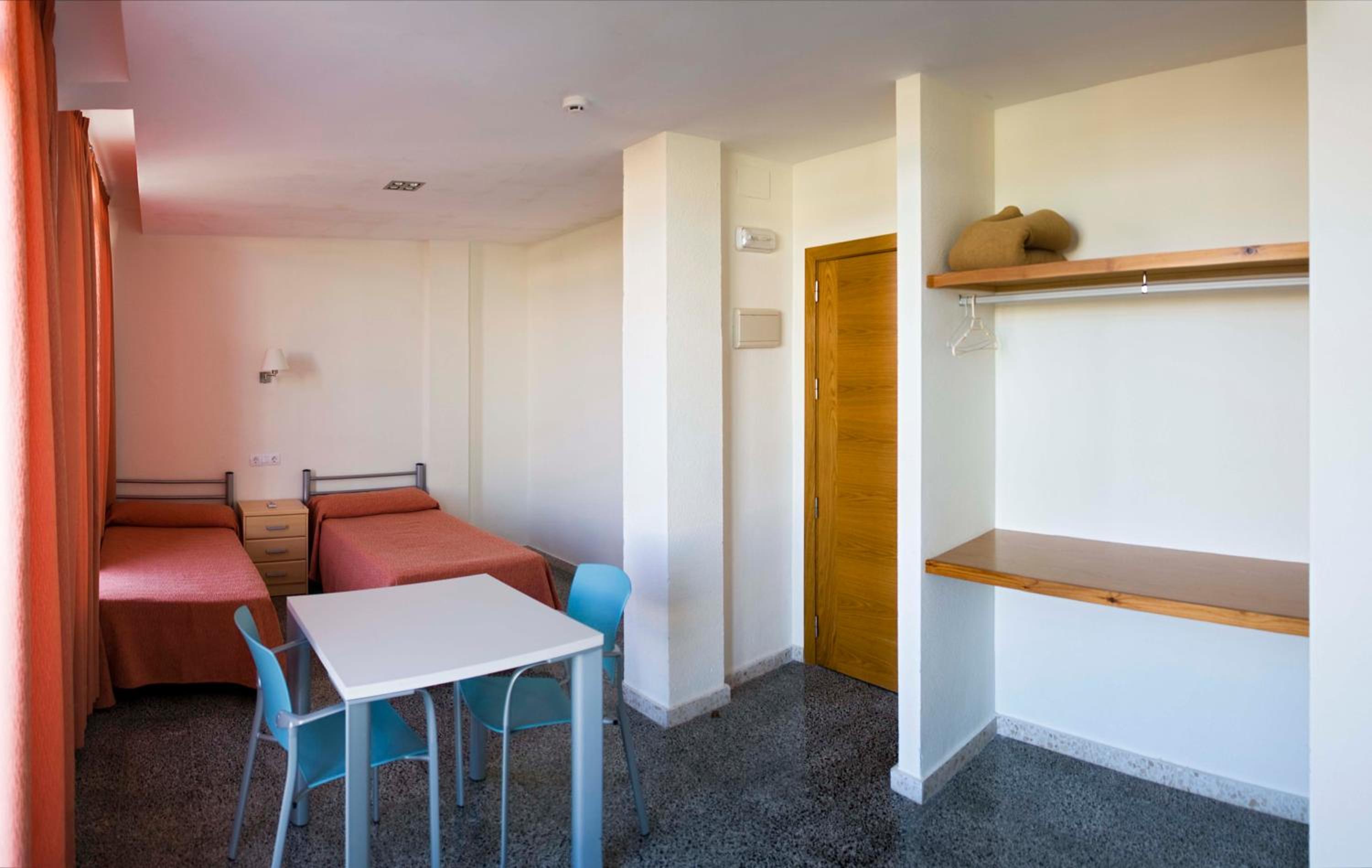 Habitación Doble con Baño Privado