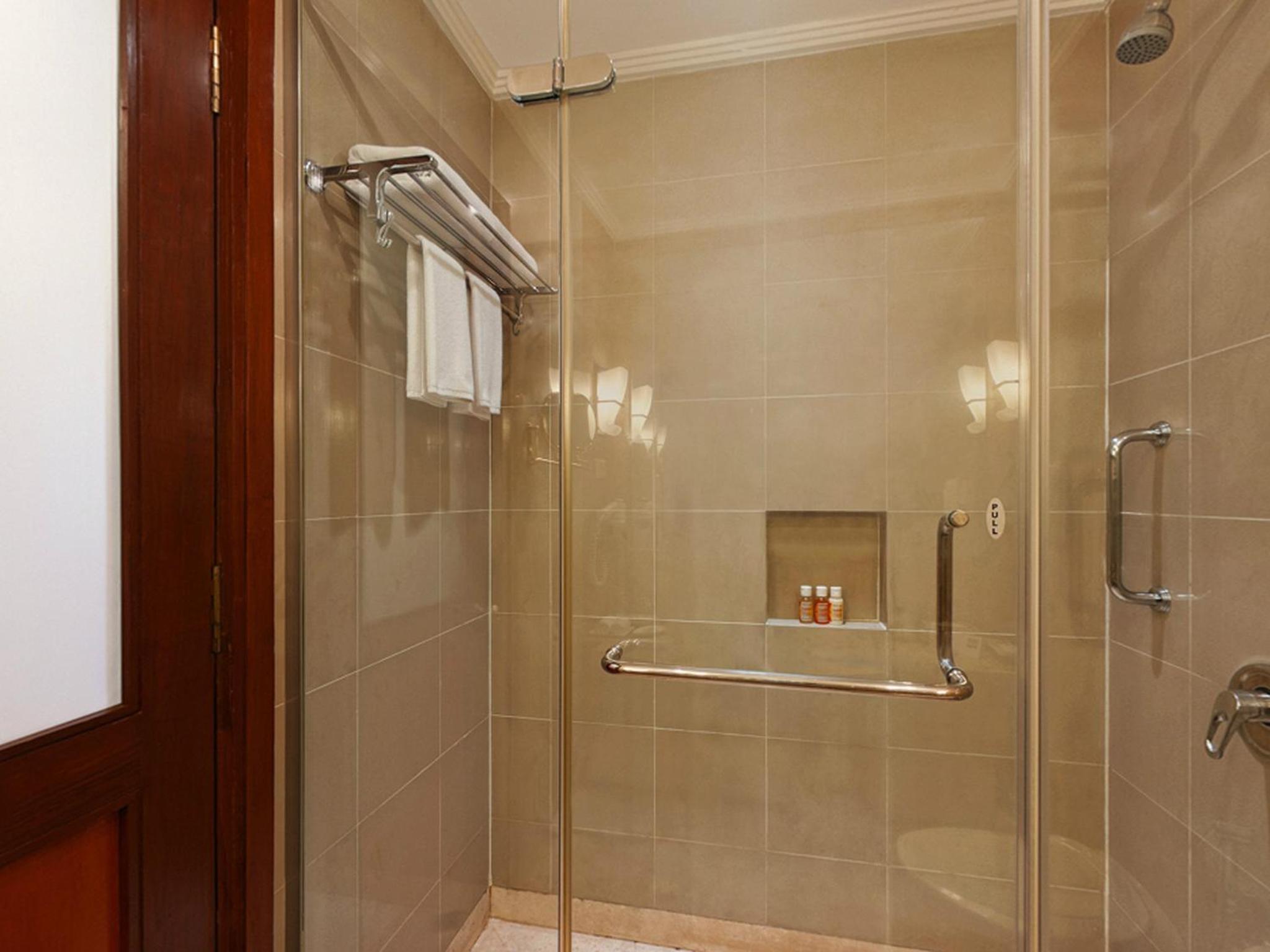 Executive Club Double Room with 20% Discount on Food and Beverage and Spa and 10% Discount on Laundry service