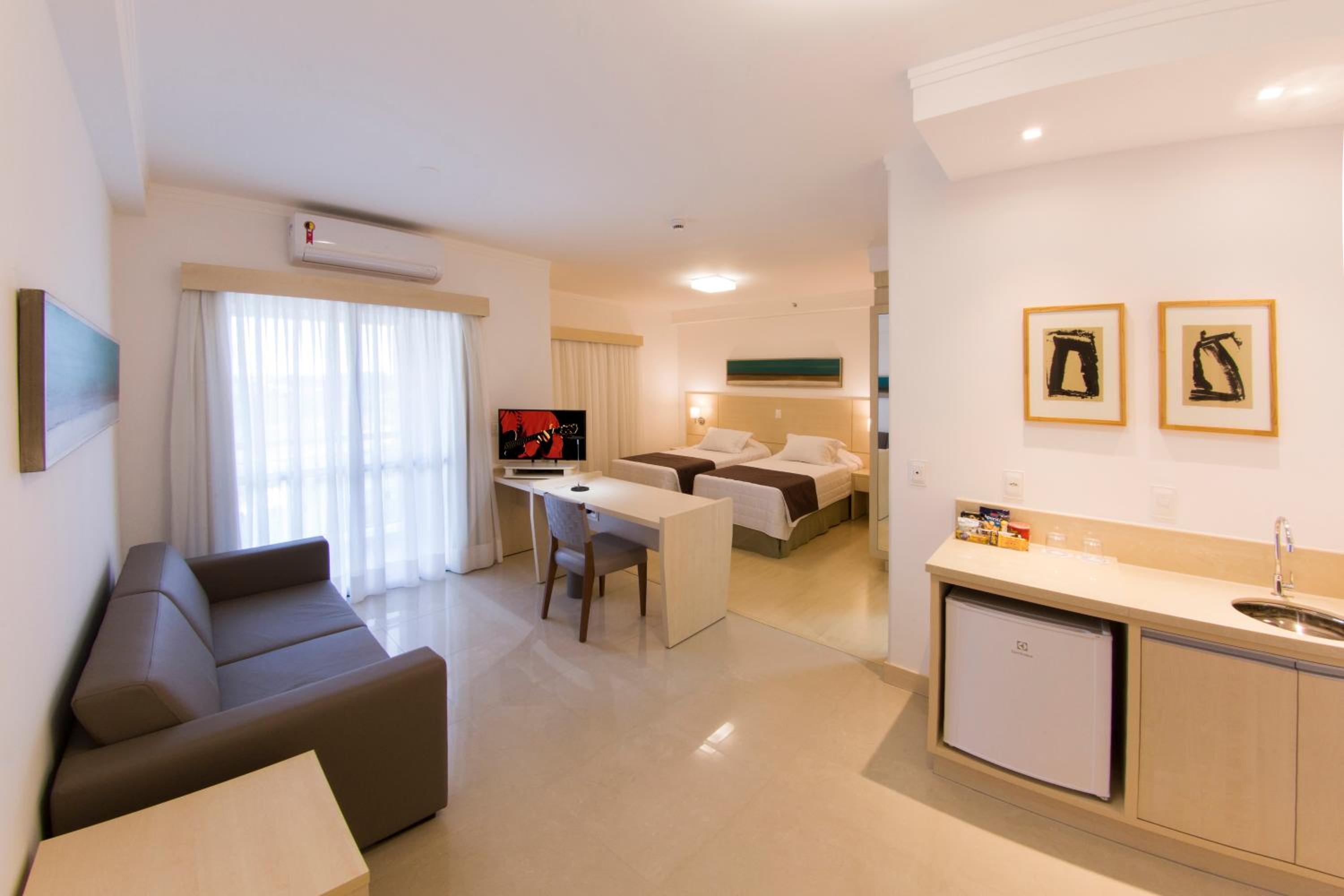 Deluxe Twin Room photo 2