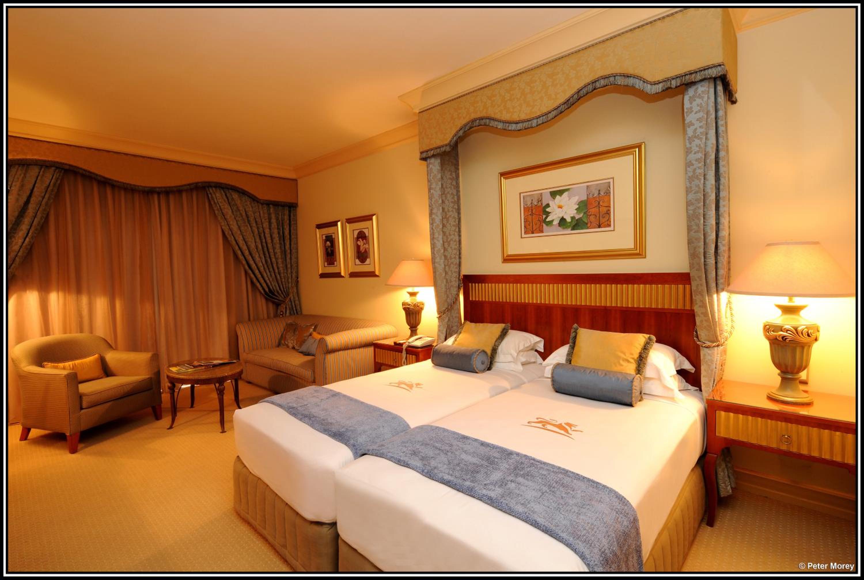 Superior King Room - Photo 4