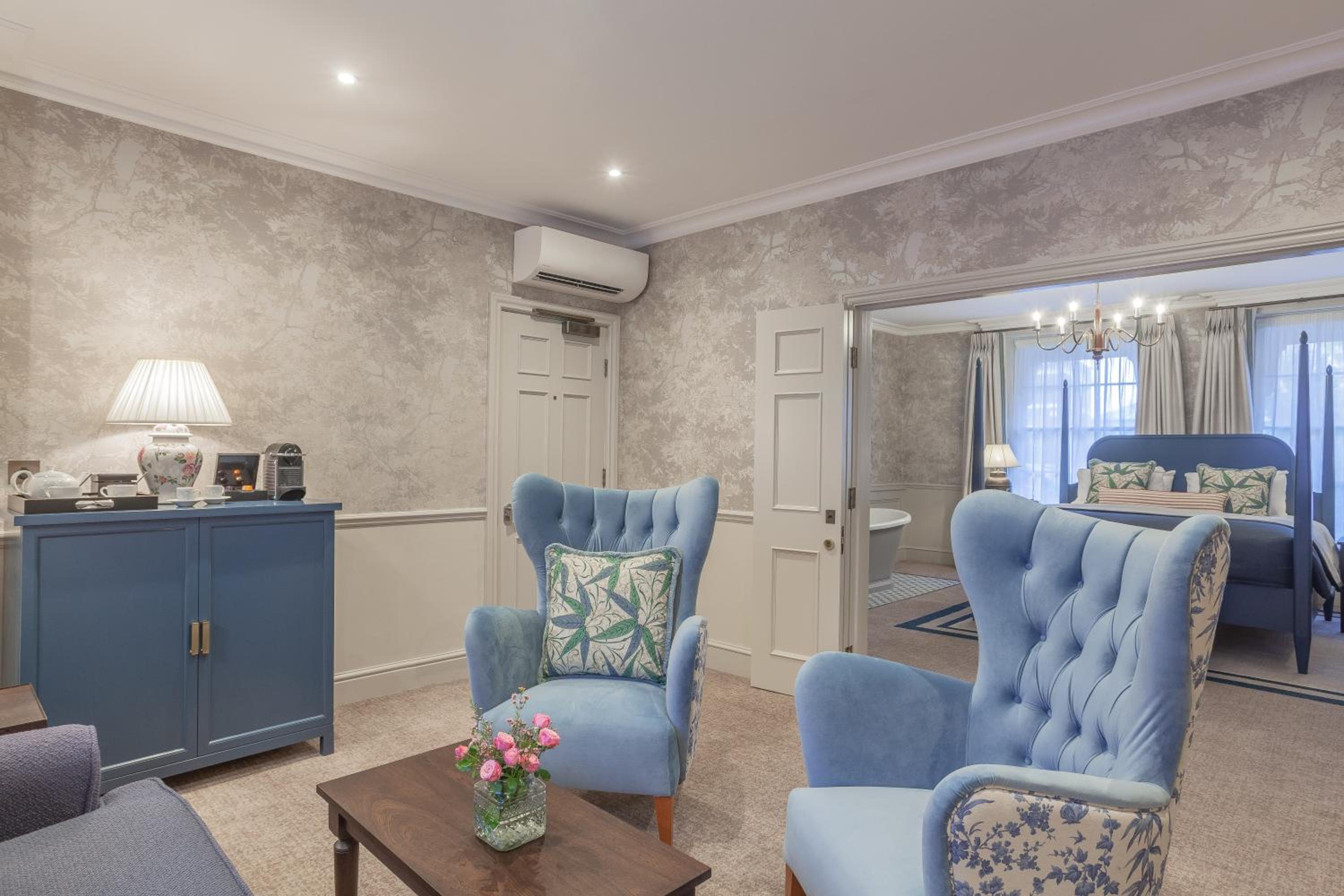Georgian Suite - Photo 5