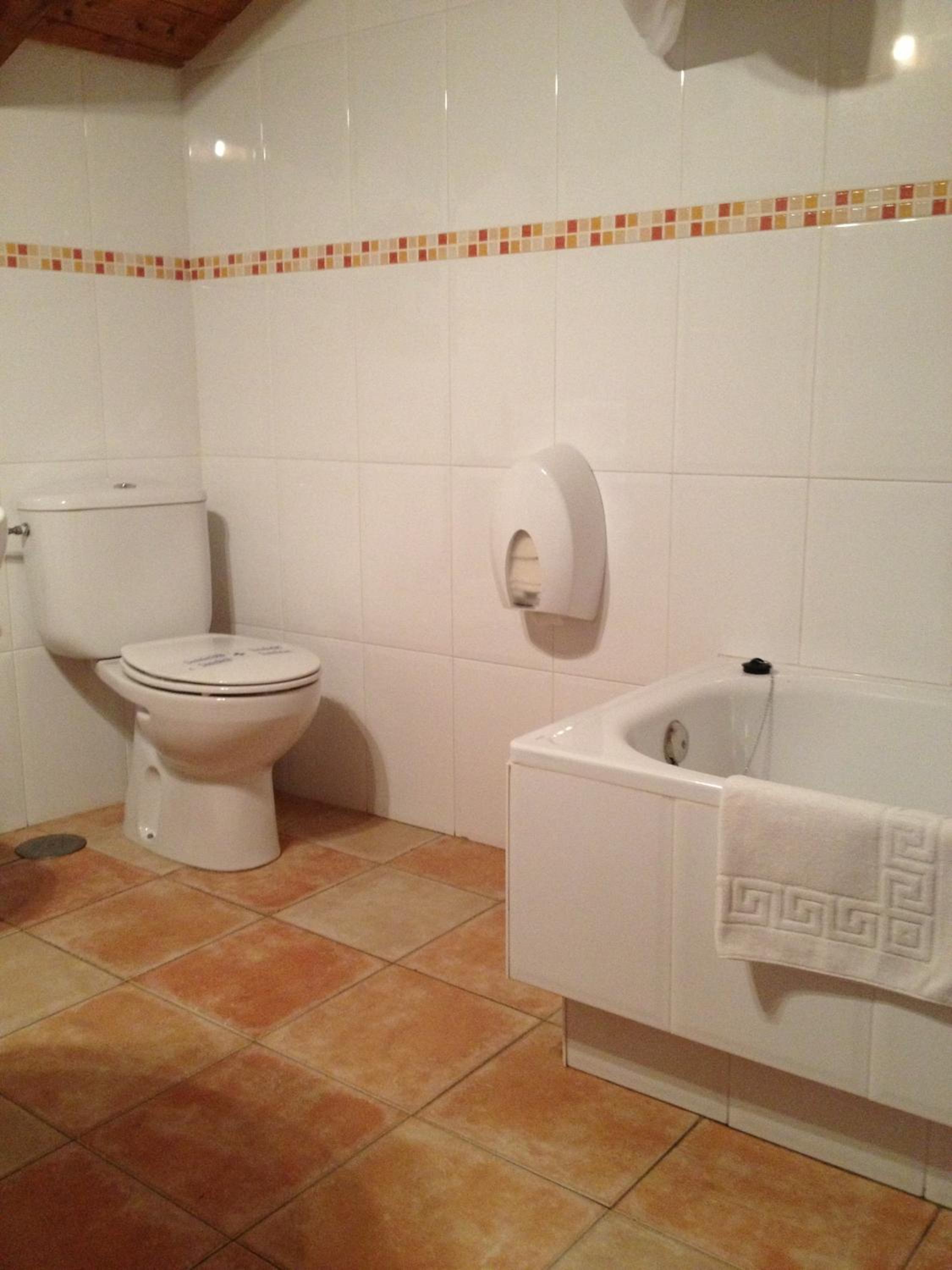 Special Offer - Double or Twin Room photo 2