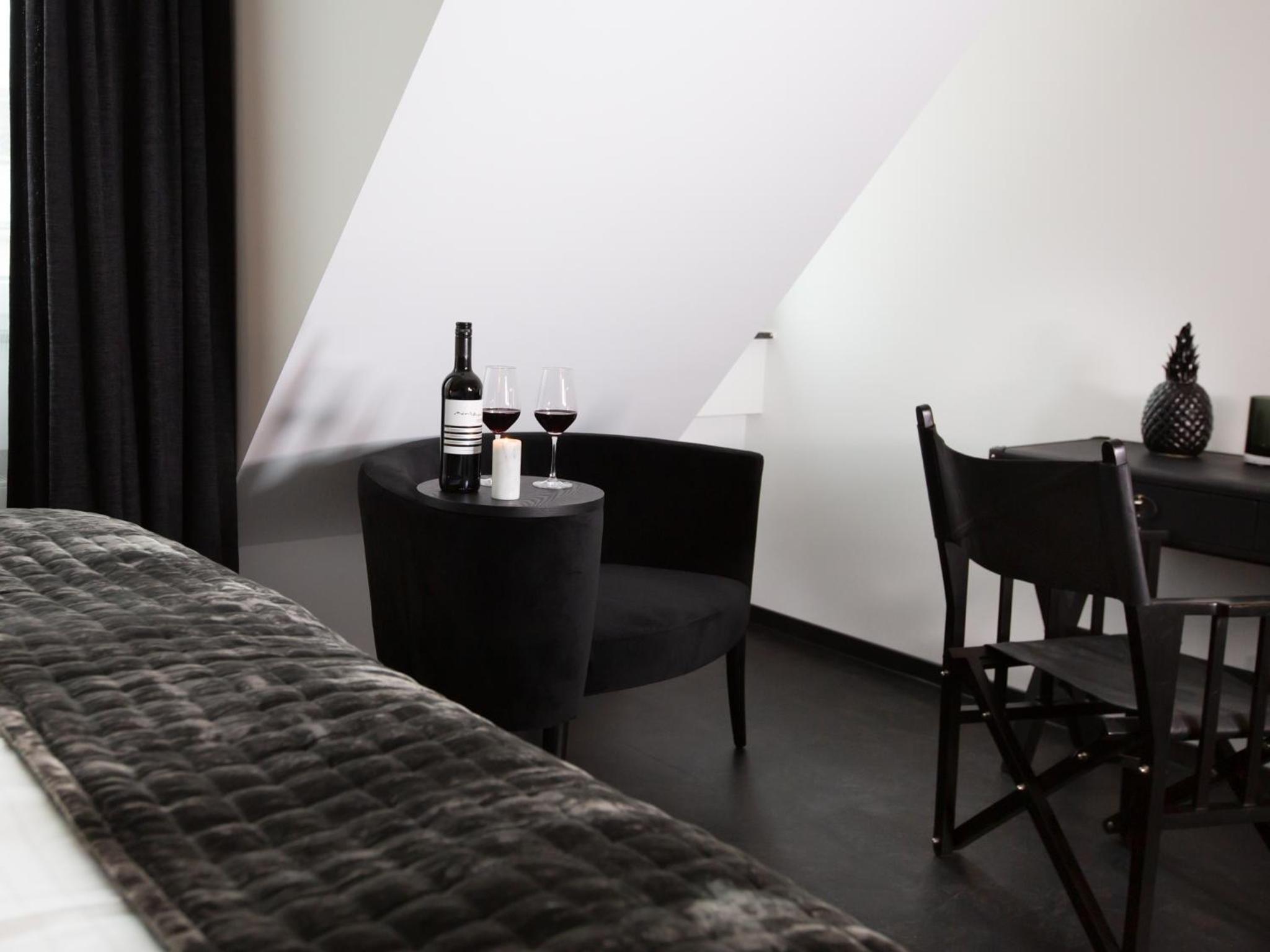 Deluxe Double Room - Photo 1