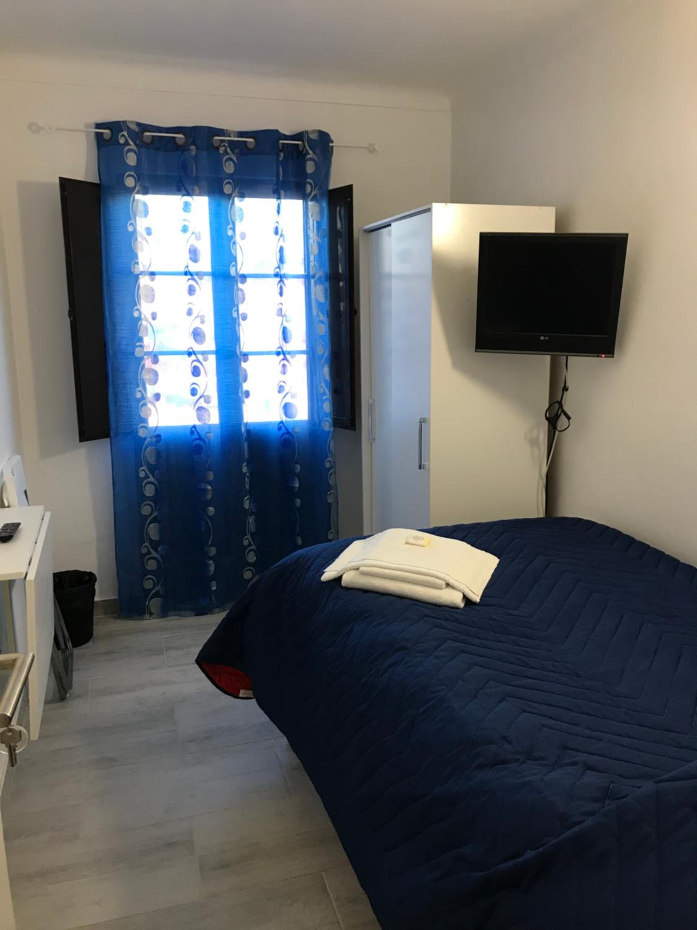 Single Room with Balcony photo 2