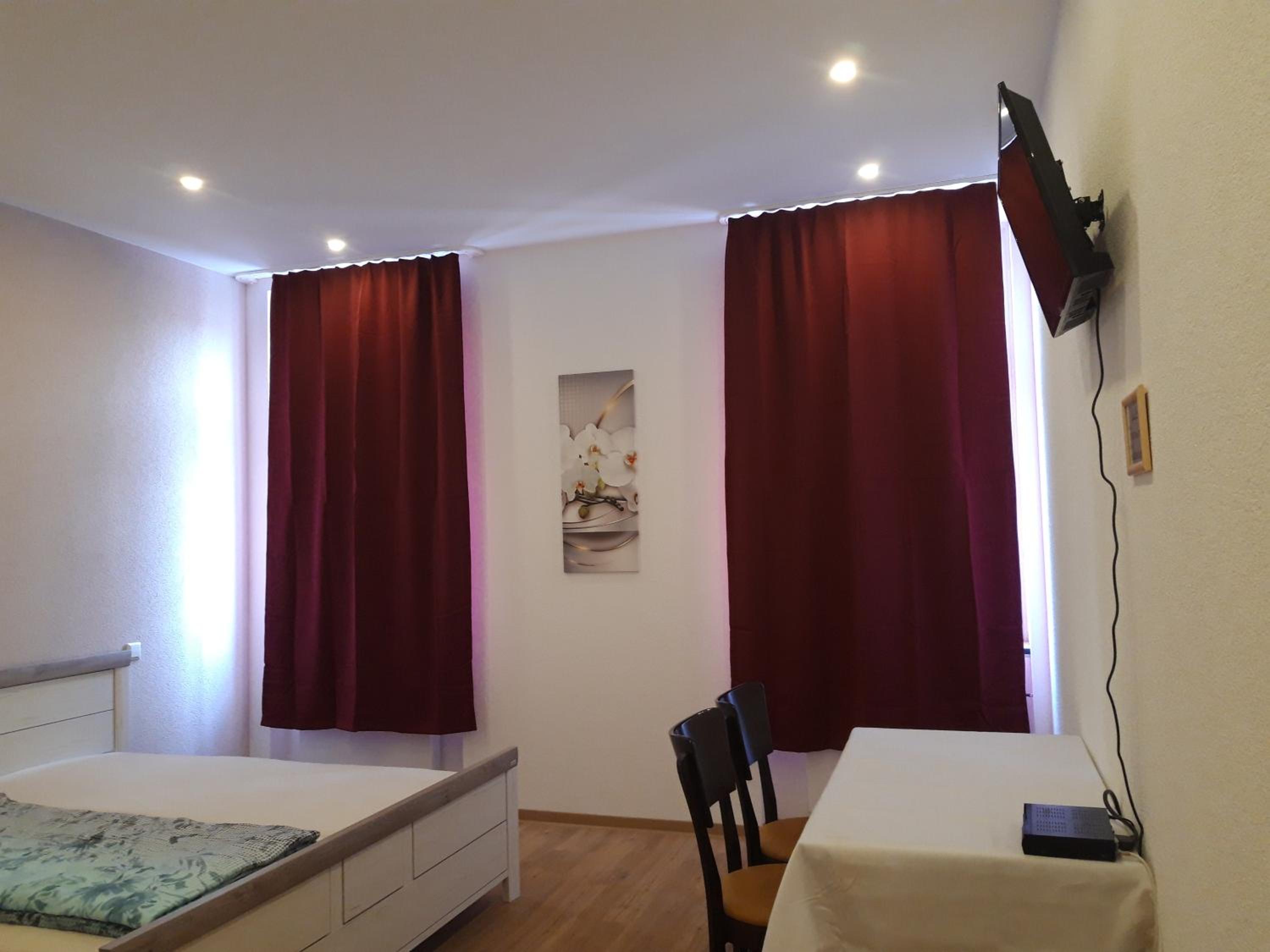 Double or Twin Room with Shower photo 2