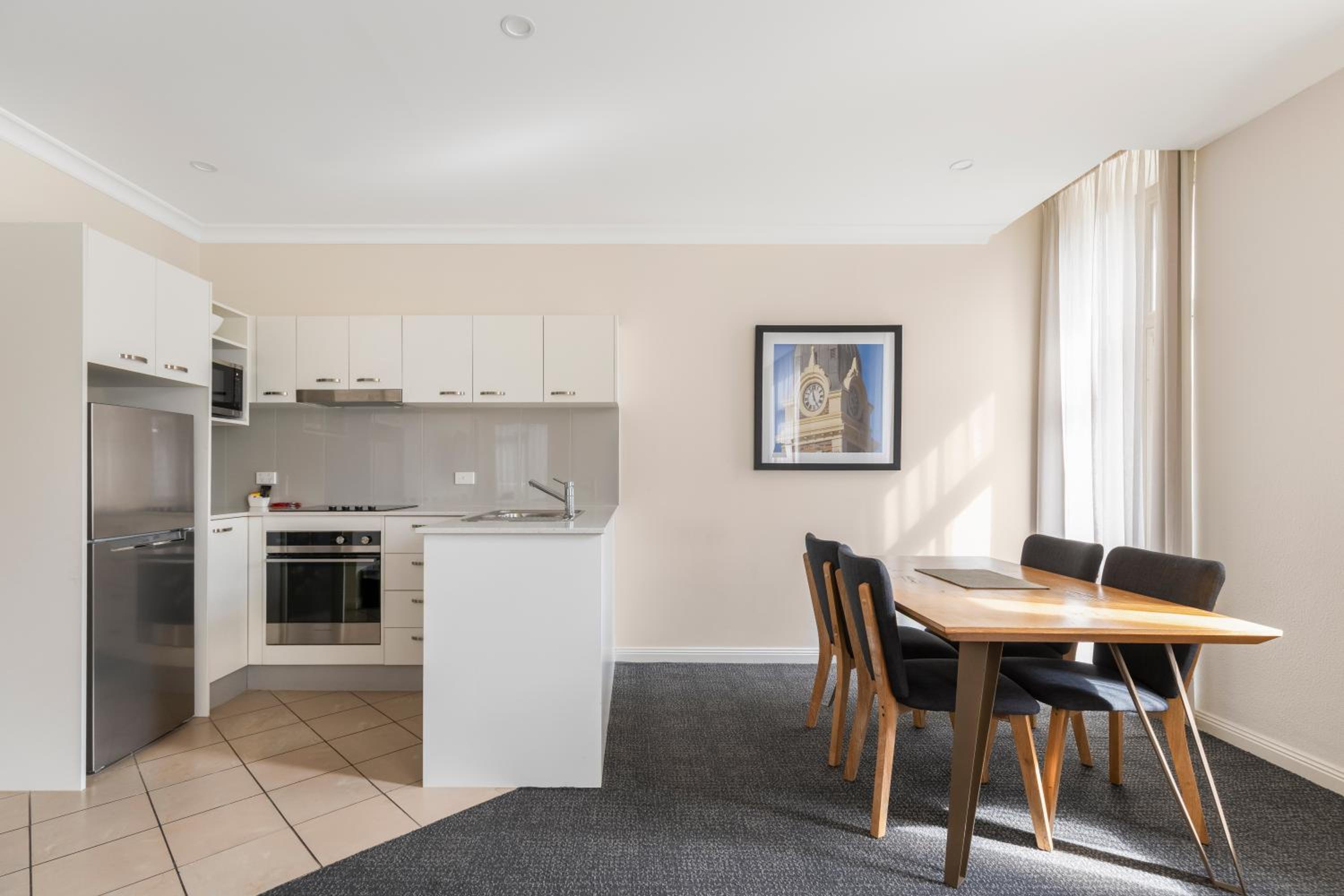 Three-Bedroom Apartment - Interconnecting thumbnail 5