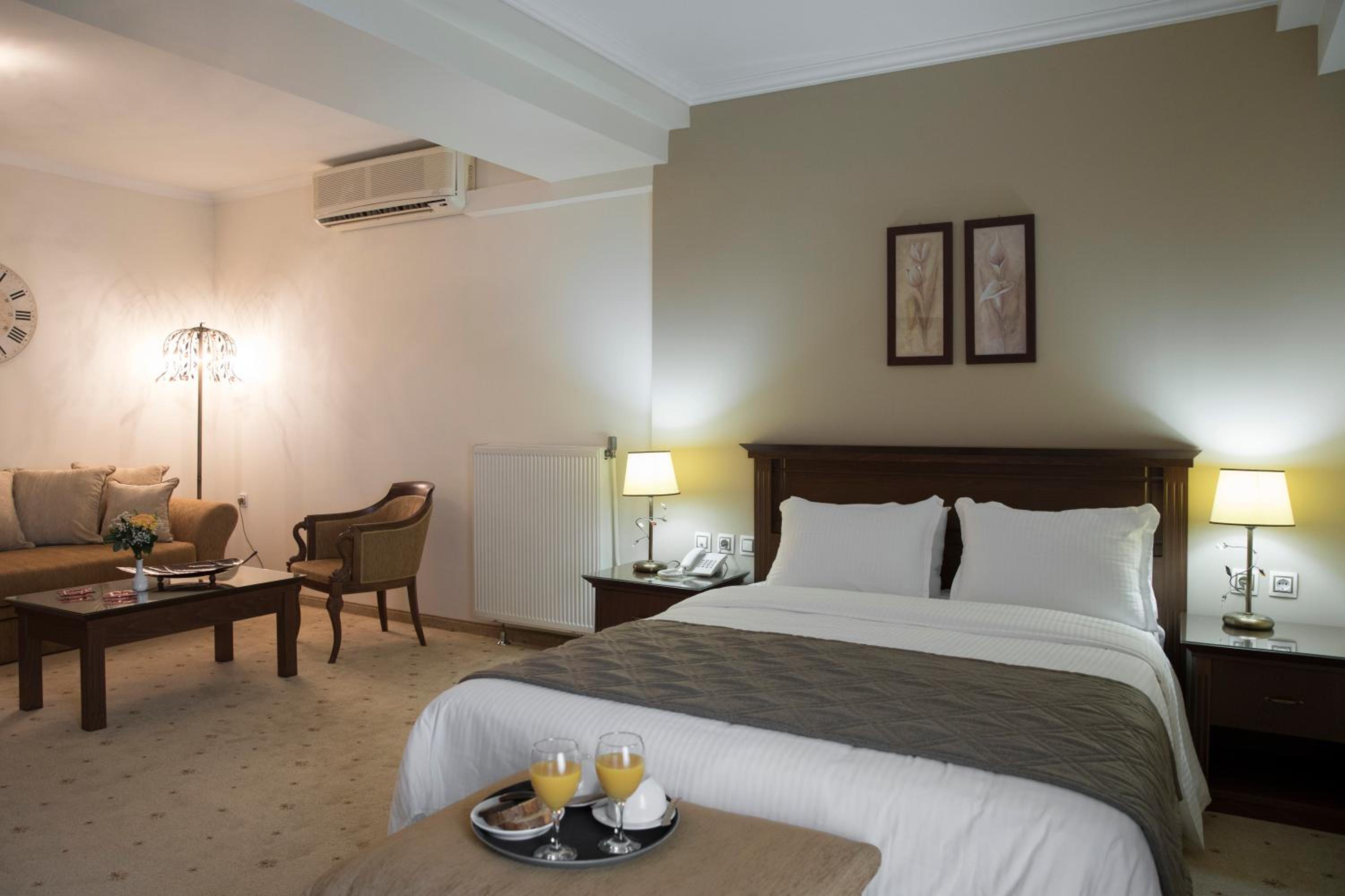 Suite with Spa Bath