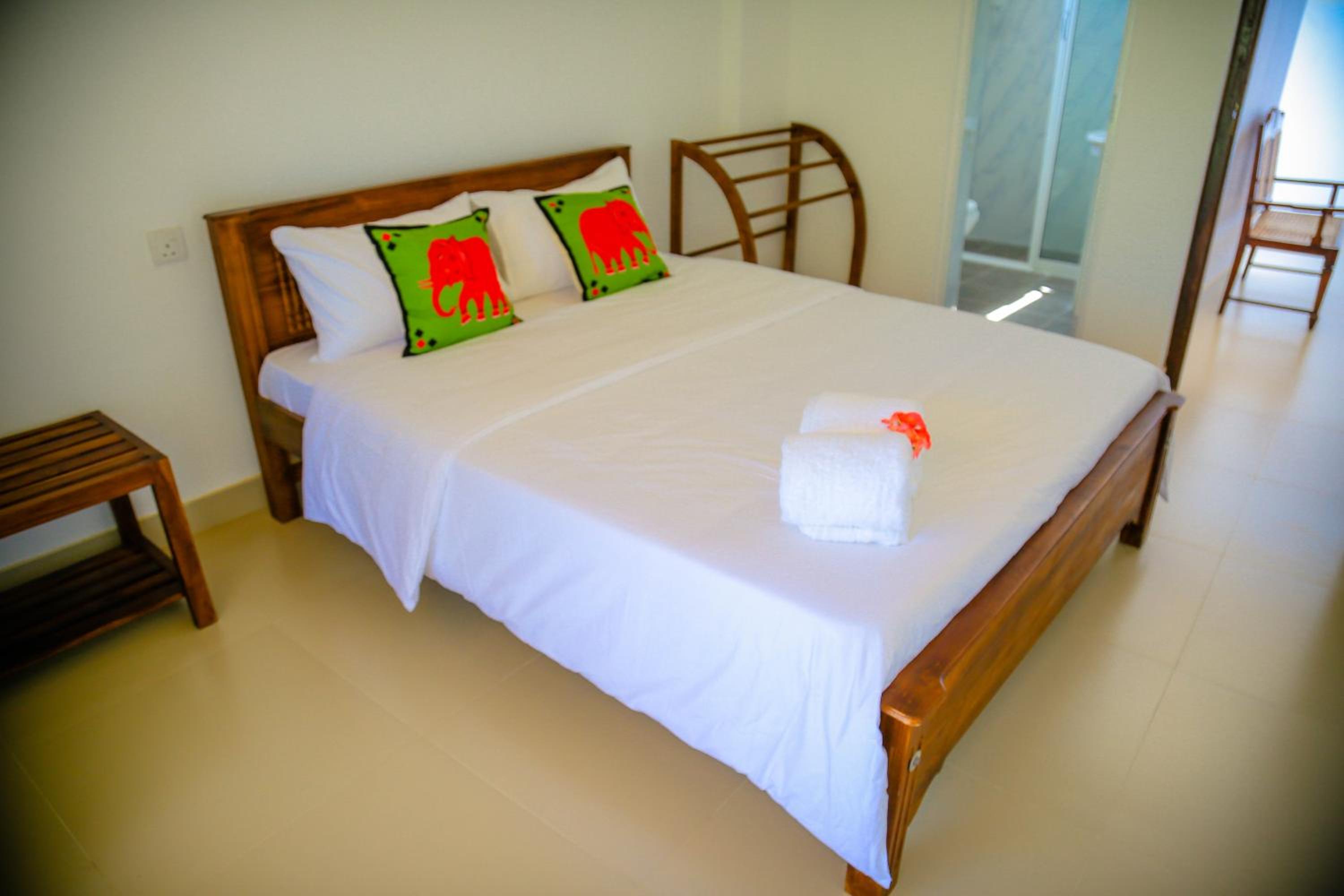 Deluxe Double Room with Balcony photo 1
