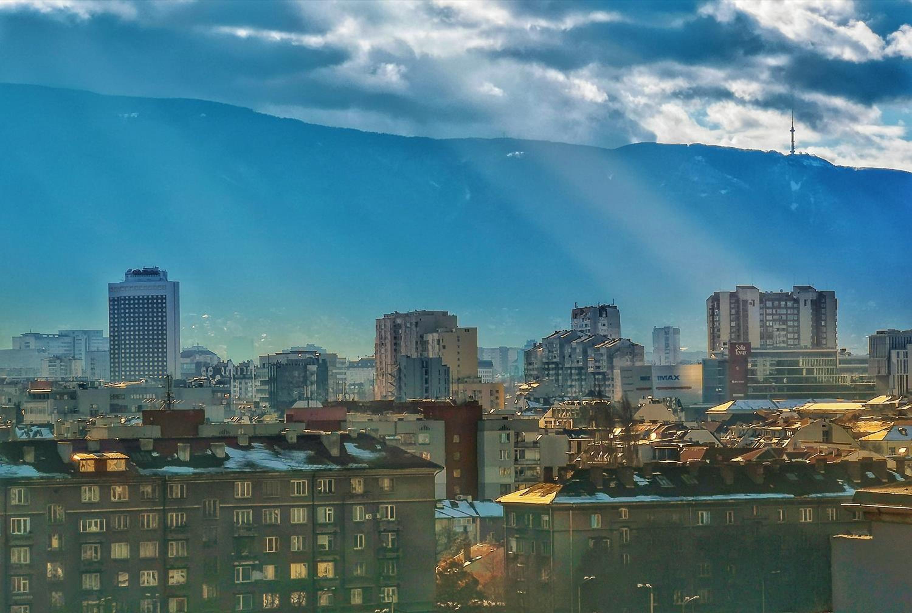 Deluxe double Room with balcony and amazing view of Sofia - Photo 6