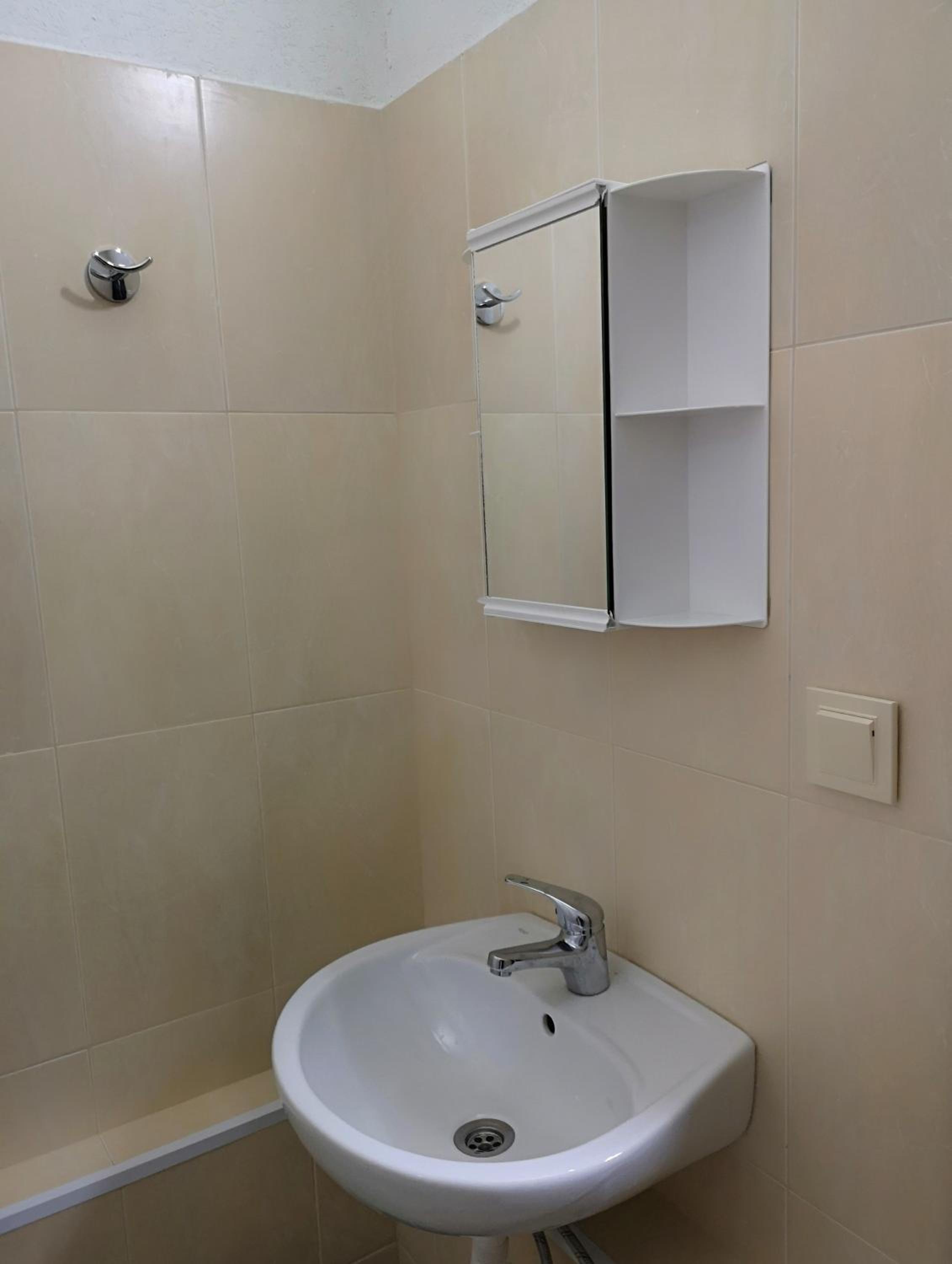 Deluxe double Room with balcony and amazing view of Sofia - Photo 11