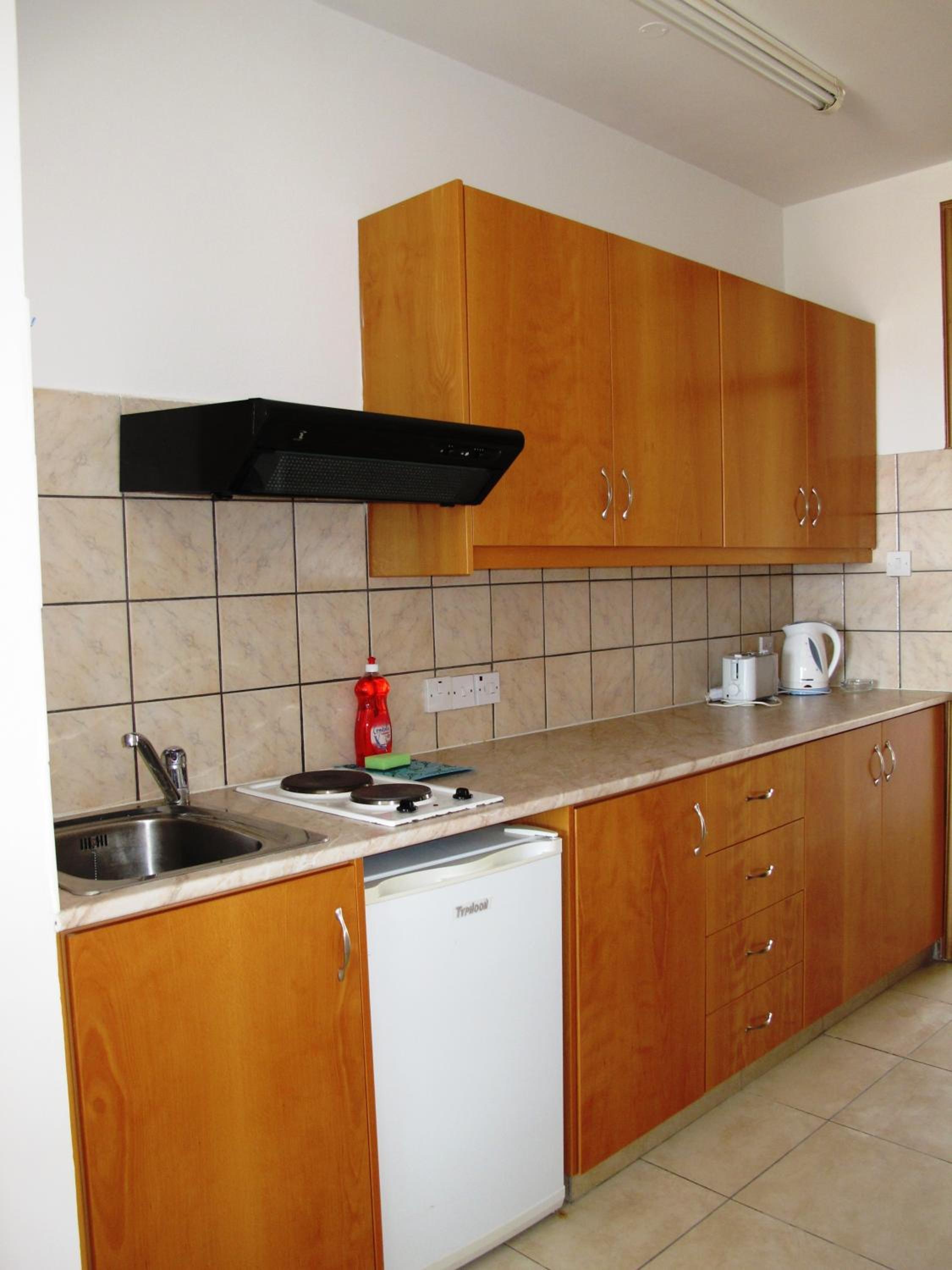 Economy Two-Bedroom Apartment (4 Adults)  photo 2