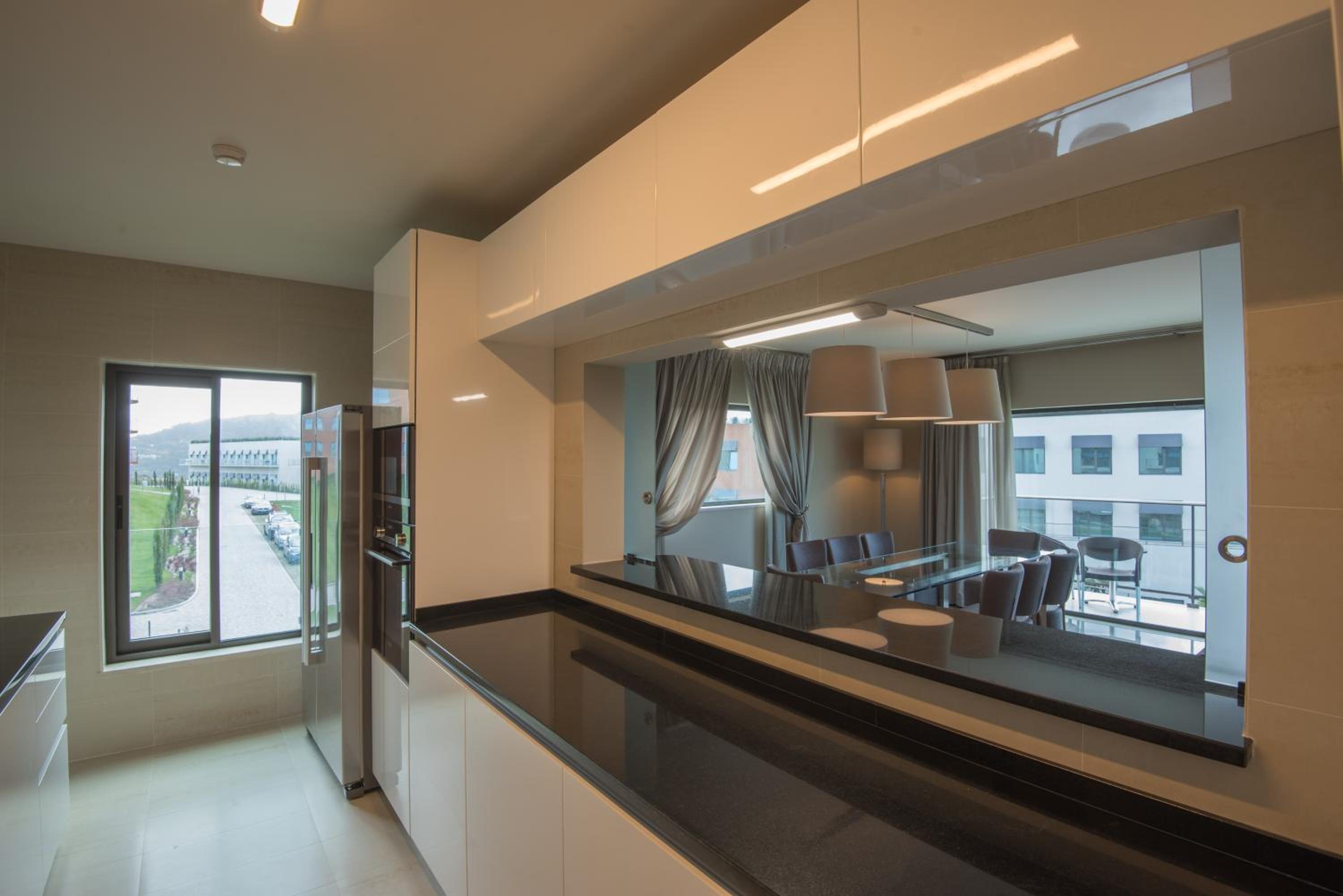 Two-Bedroom Apartment thumbnail 5