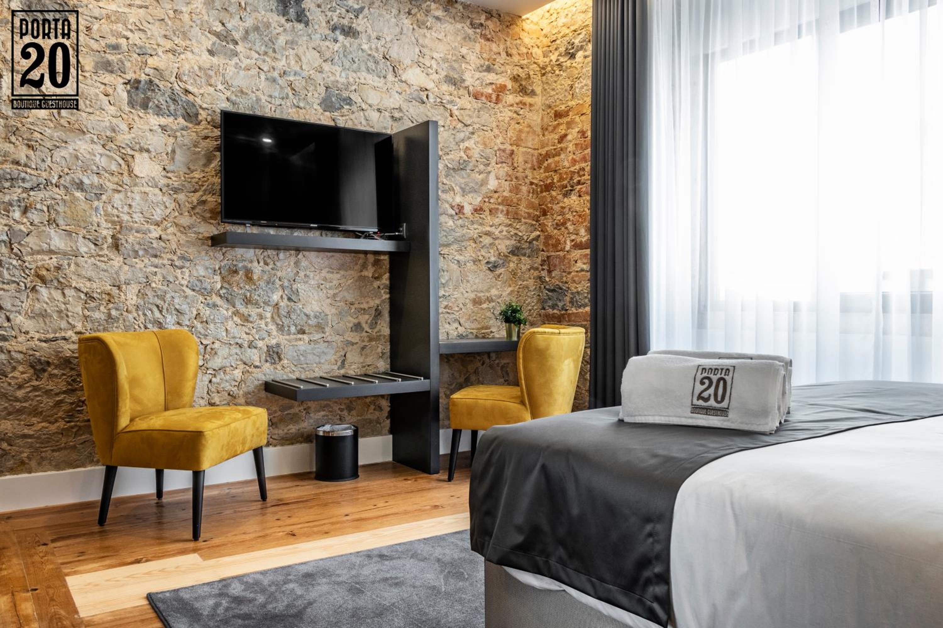 Superior Double Room - Photo 11