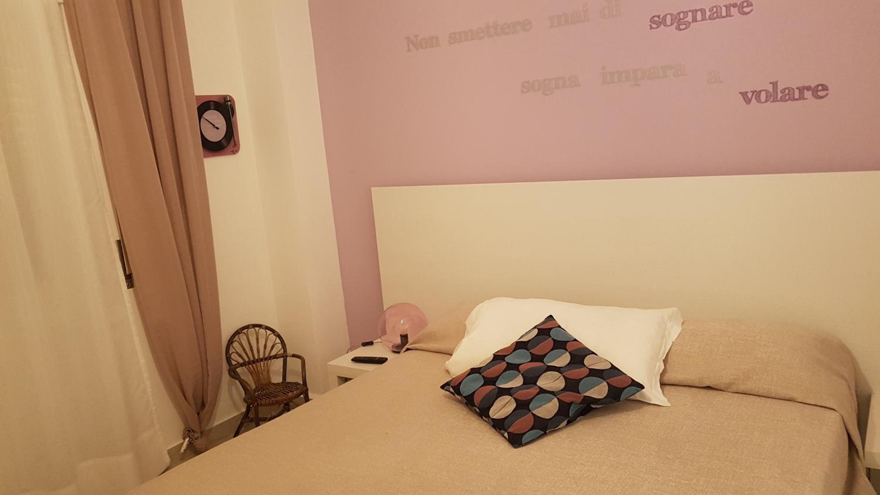 Double Room with Private External Bathroom photo 1