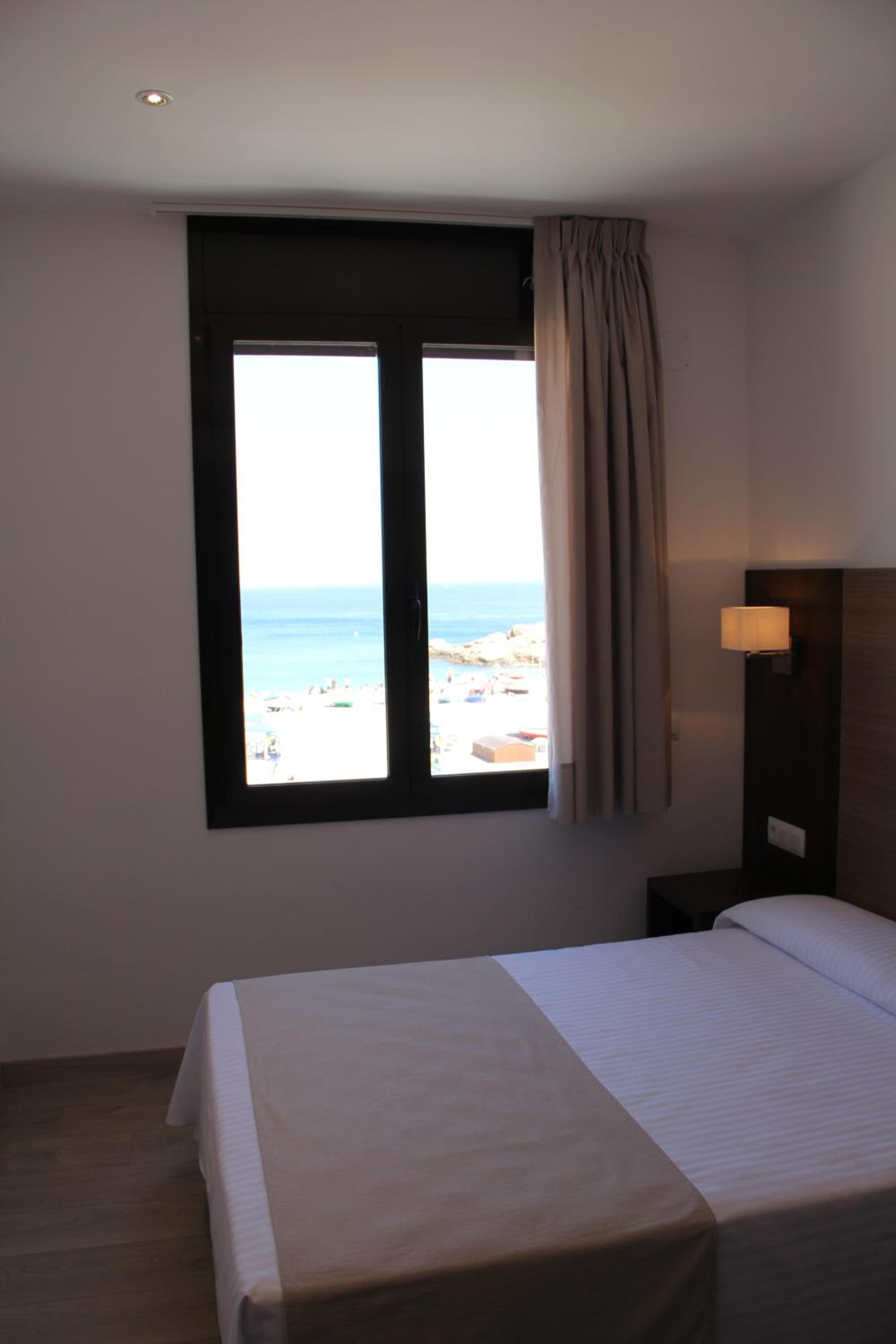 Exterior Double Room with Sea View - Photo 10