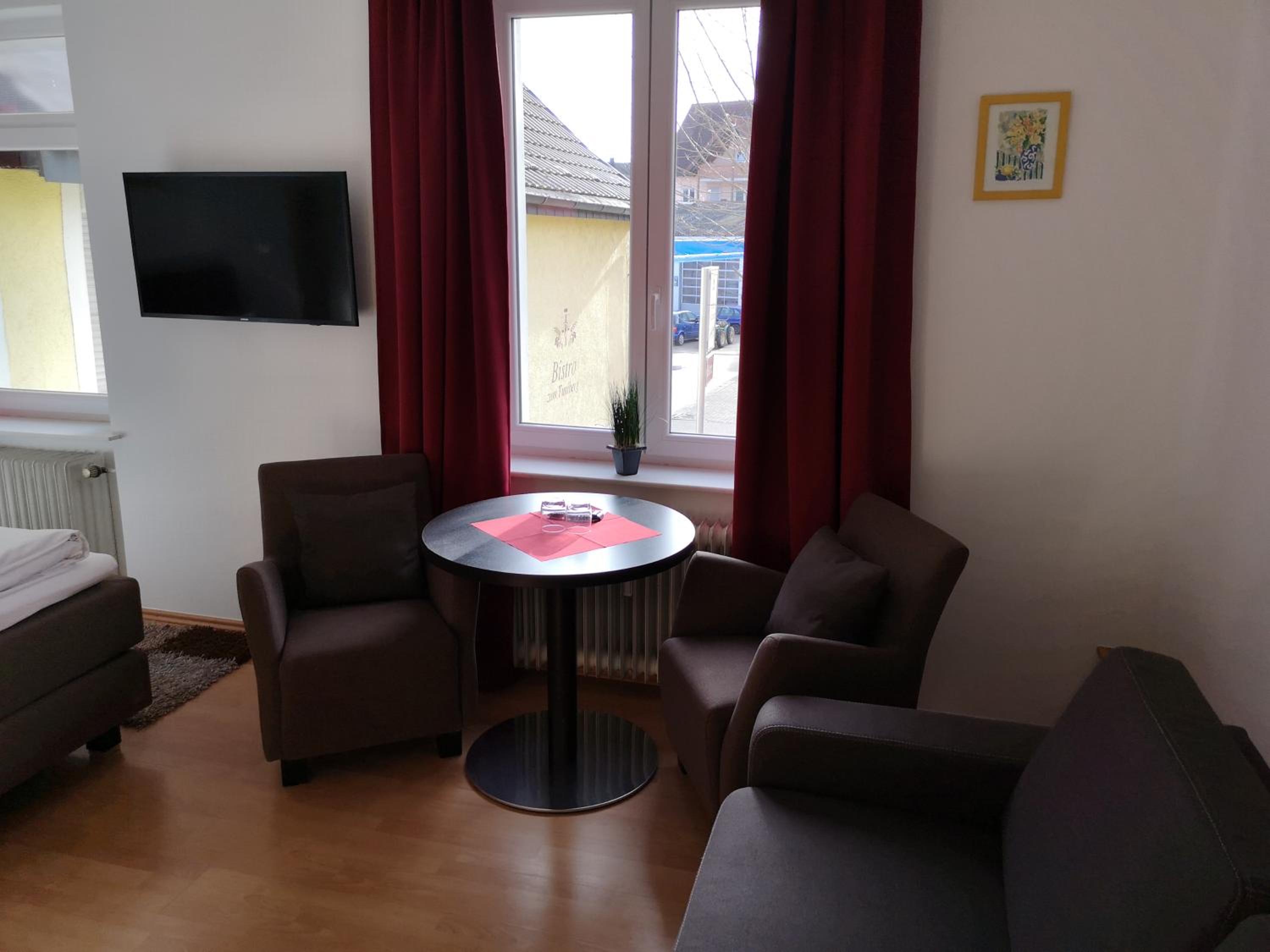 Classic Quadruple Room - Photo 8