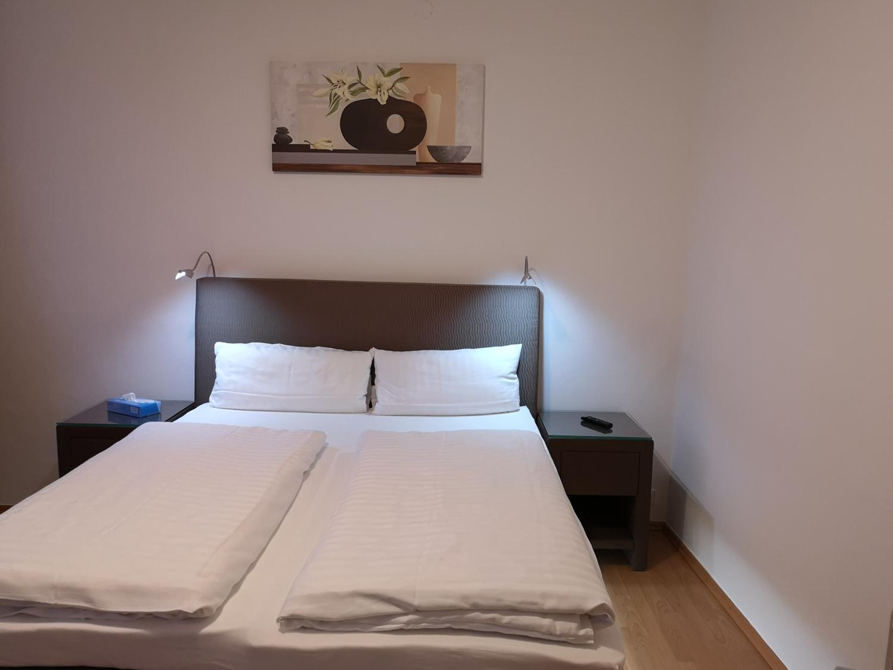 Standard Double Room - Photo 7