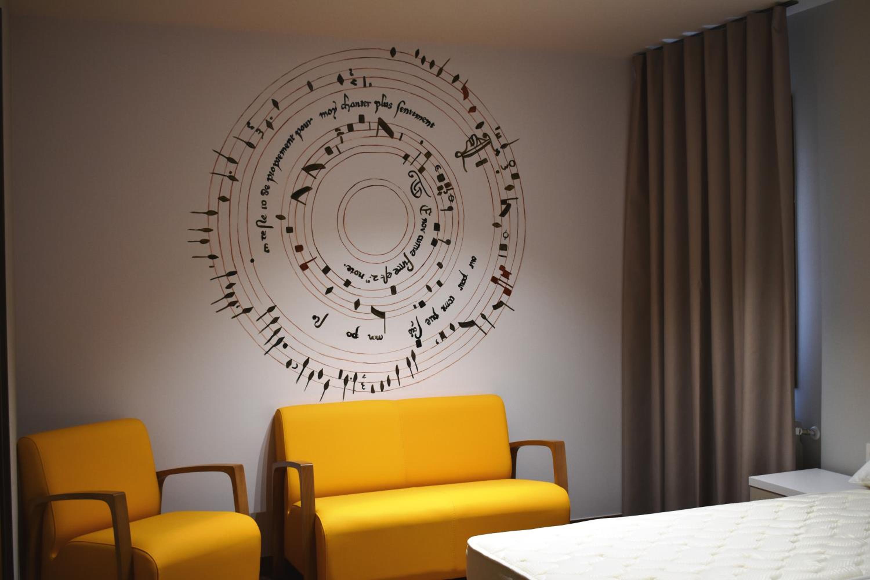 Standard Apartment (4 Adults) - Photo 1