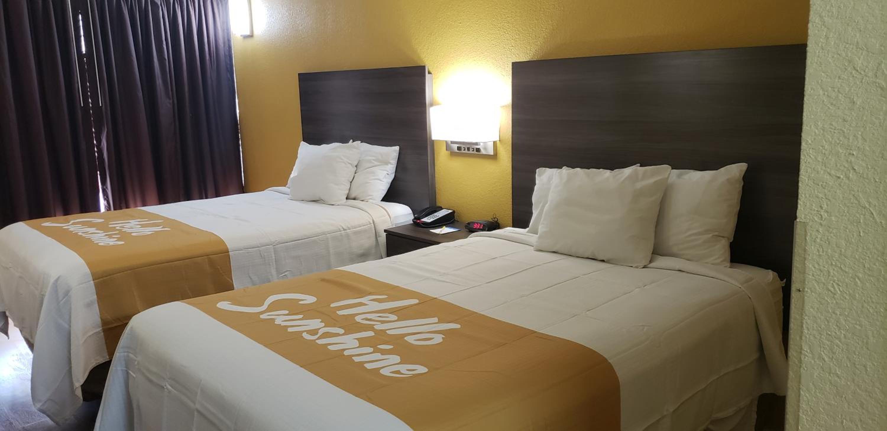 Double Room With Two Double Beds - Non-Smoking photo 2