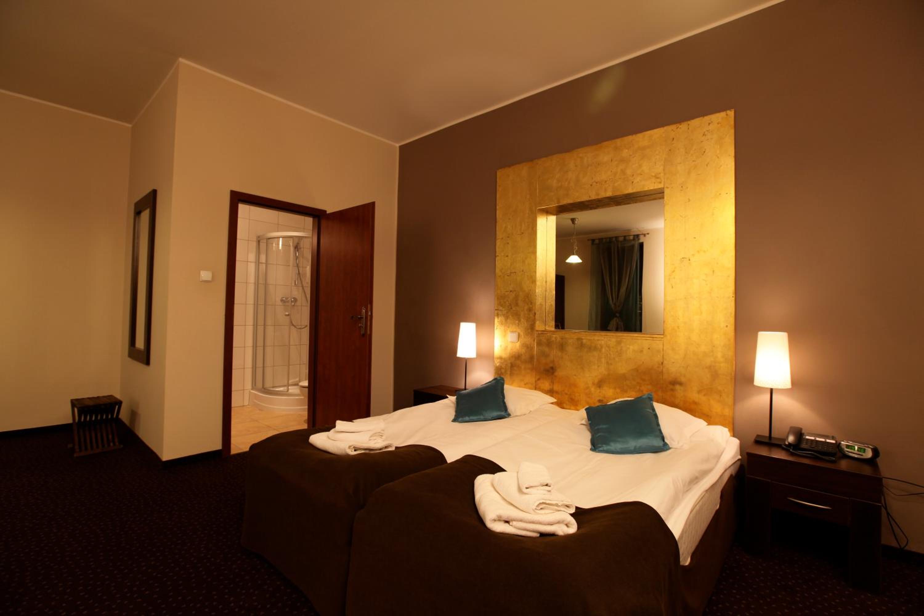 Premium Double Room - Photo 3