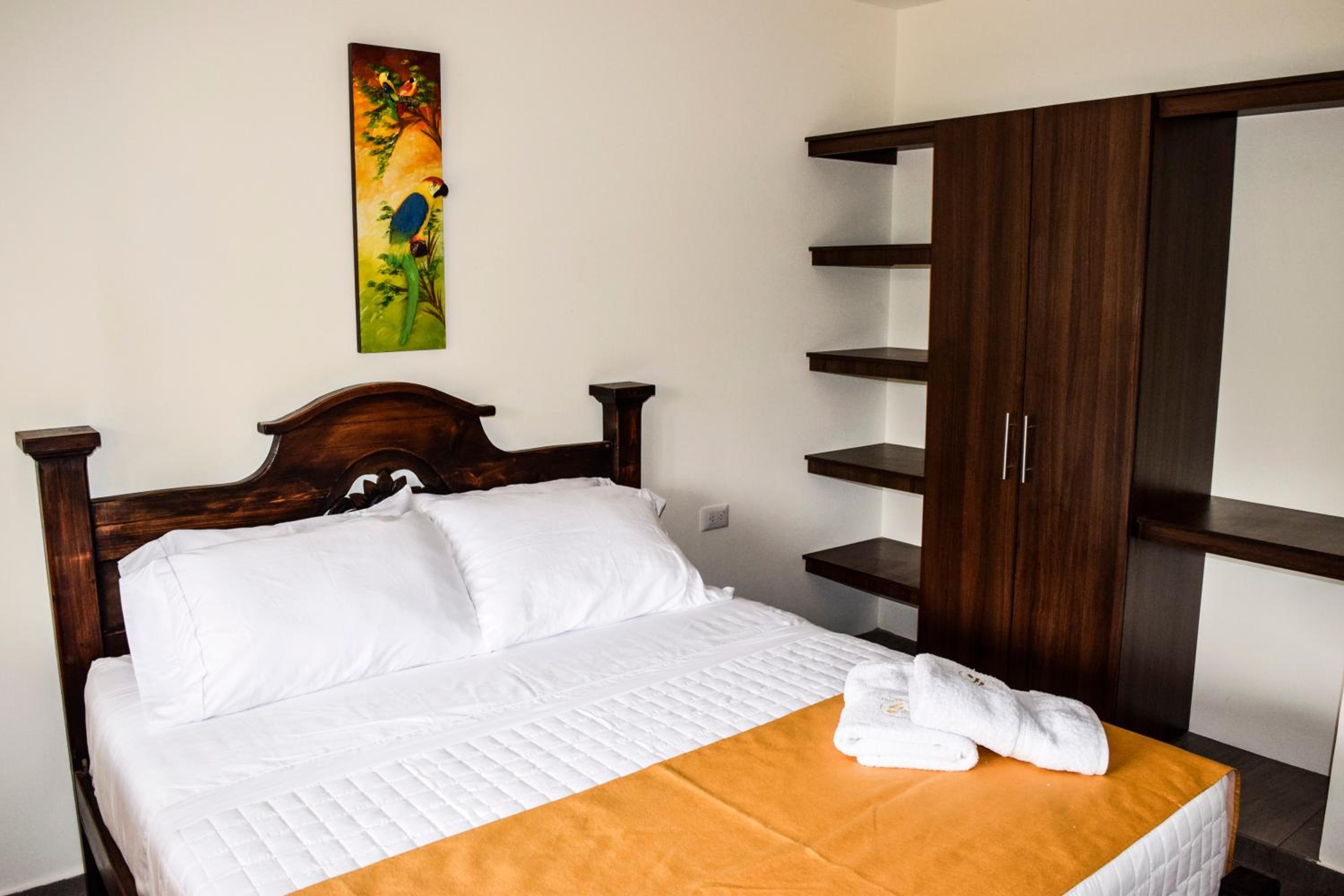 Deluxe Family Suite photo 2