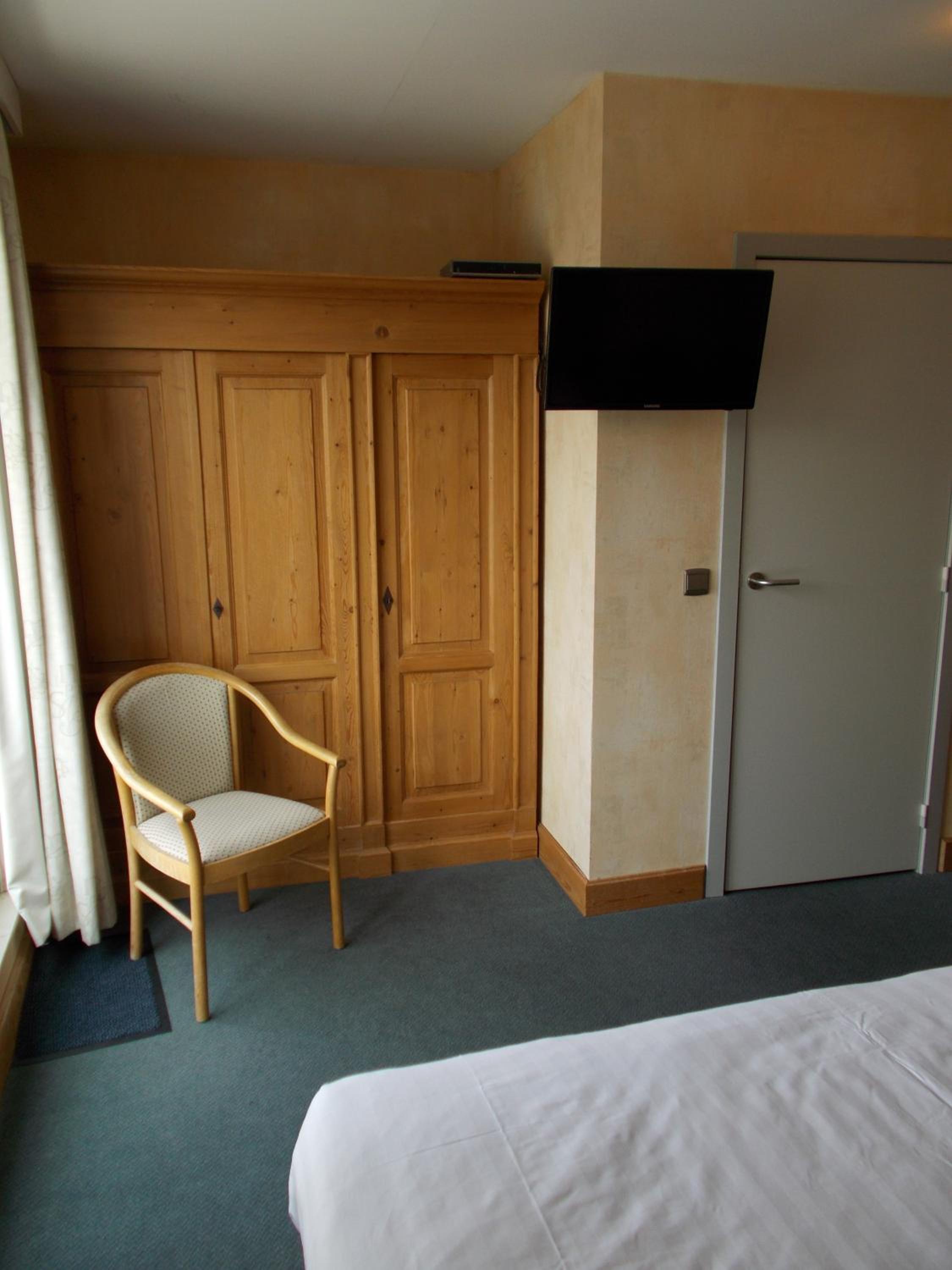 Single Room photo 3