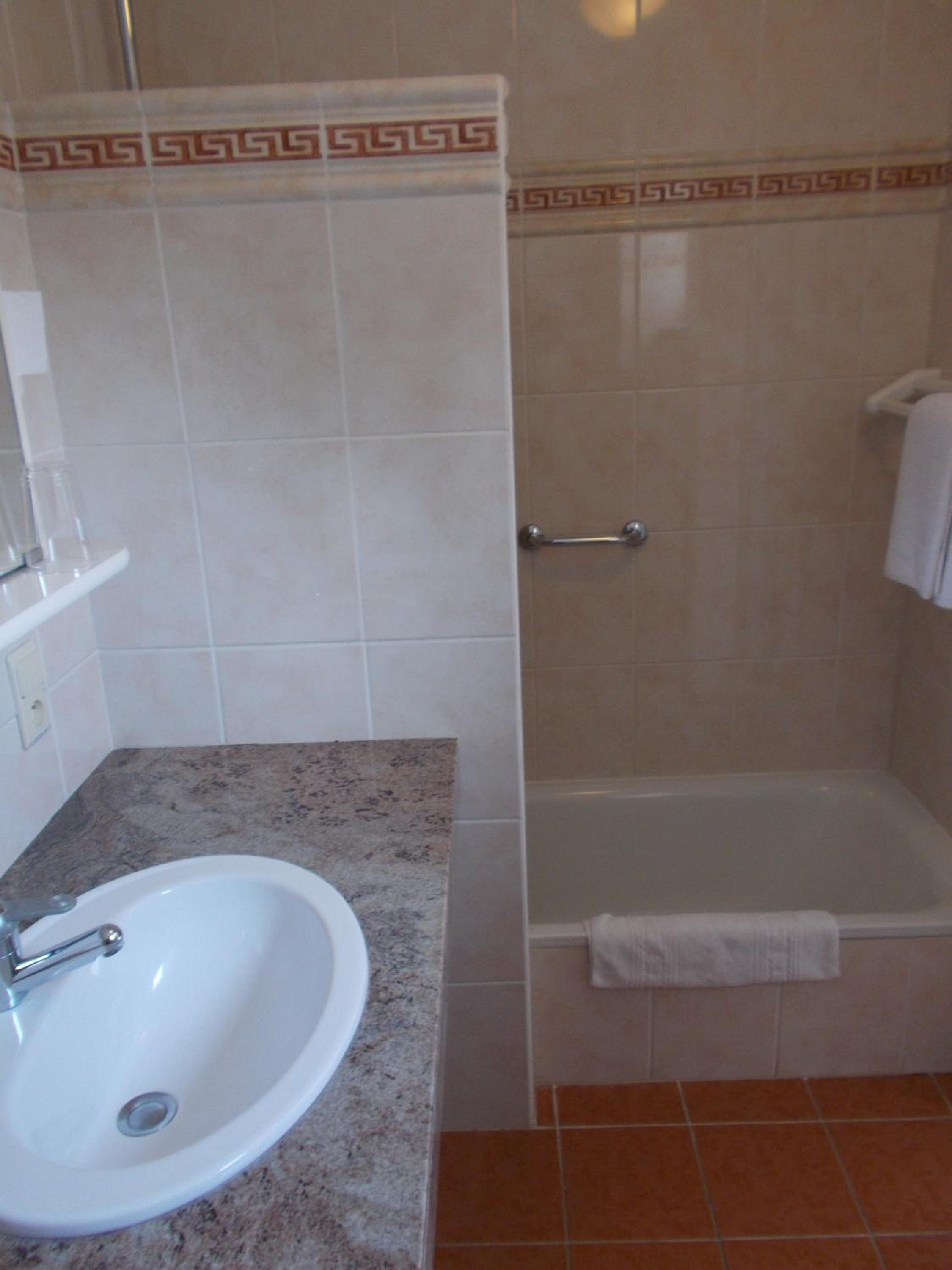 Double Room with Private Bath photo 2