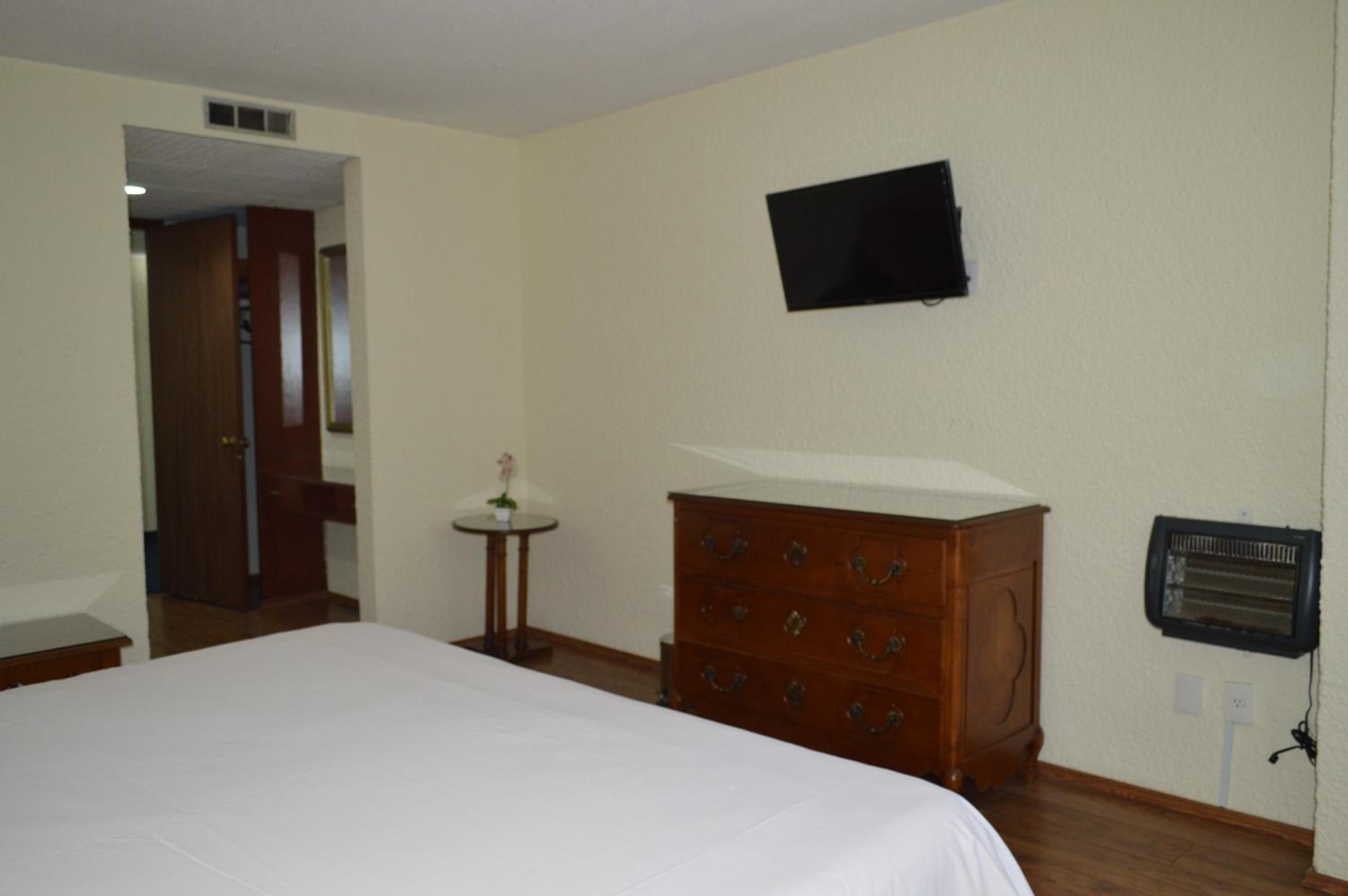 Superior King Room - Photo 6