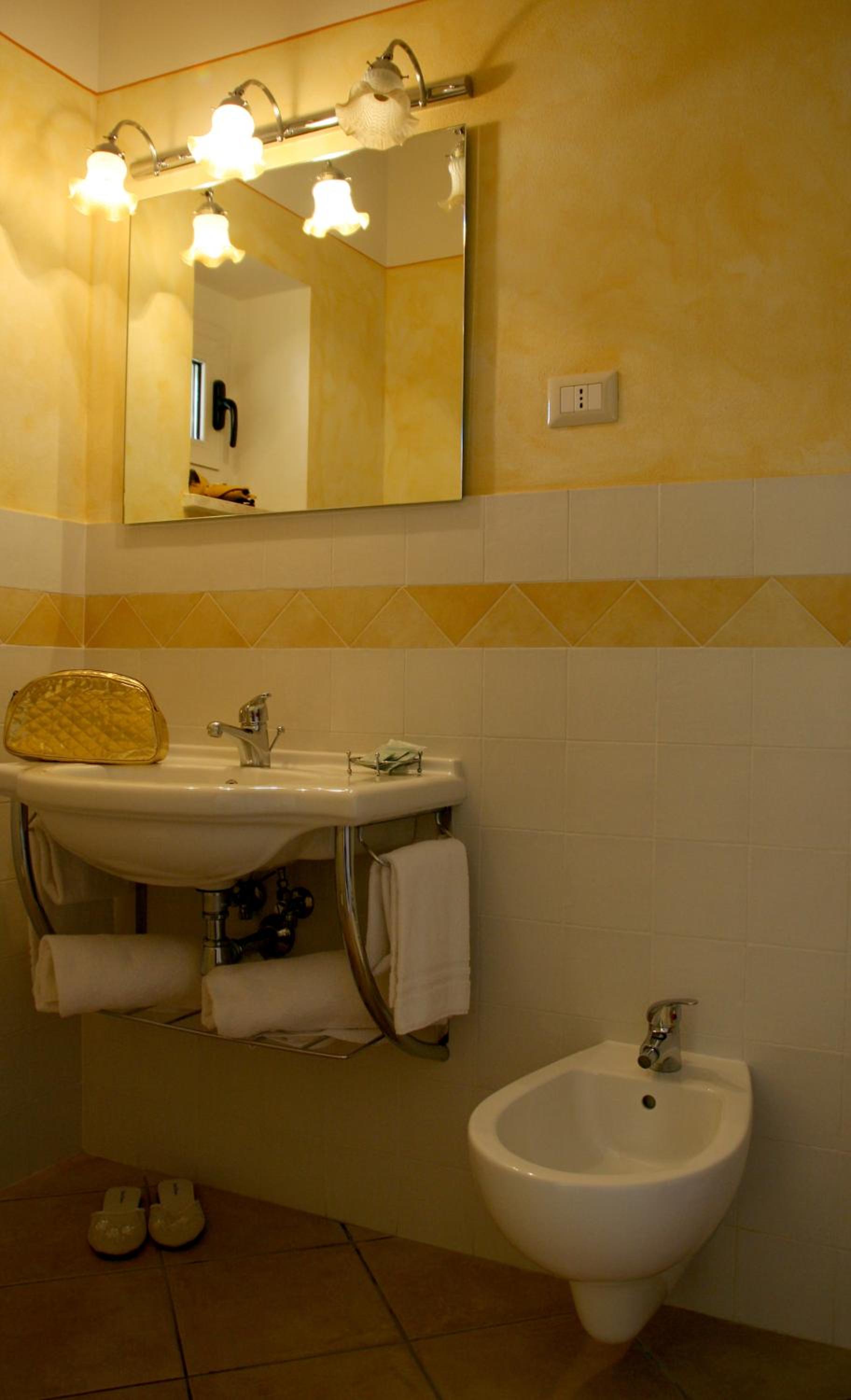 Standard Double Room - Historical Center - Photo 5