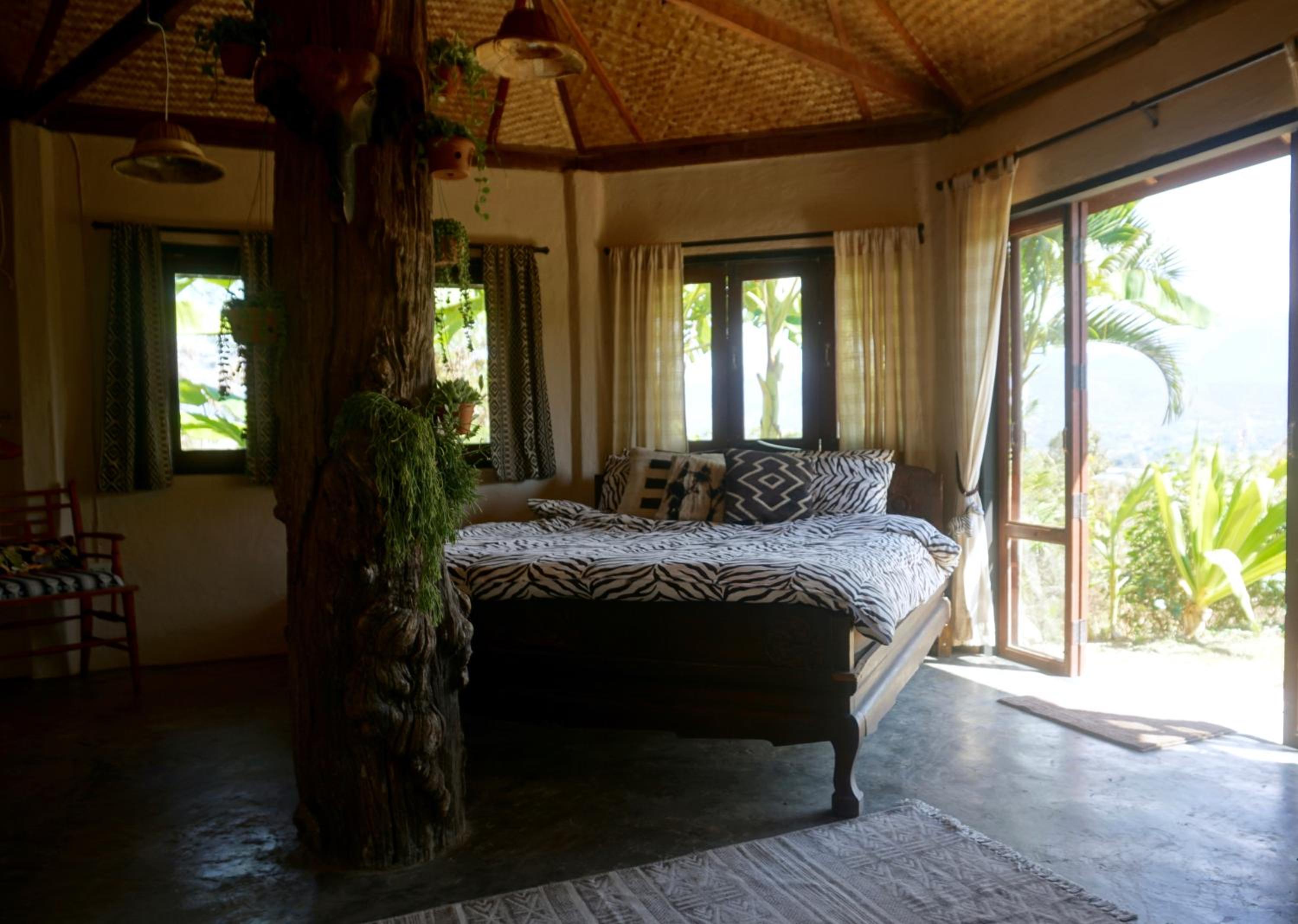Superior Bungalow photo 3